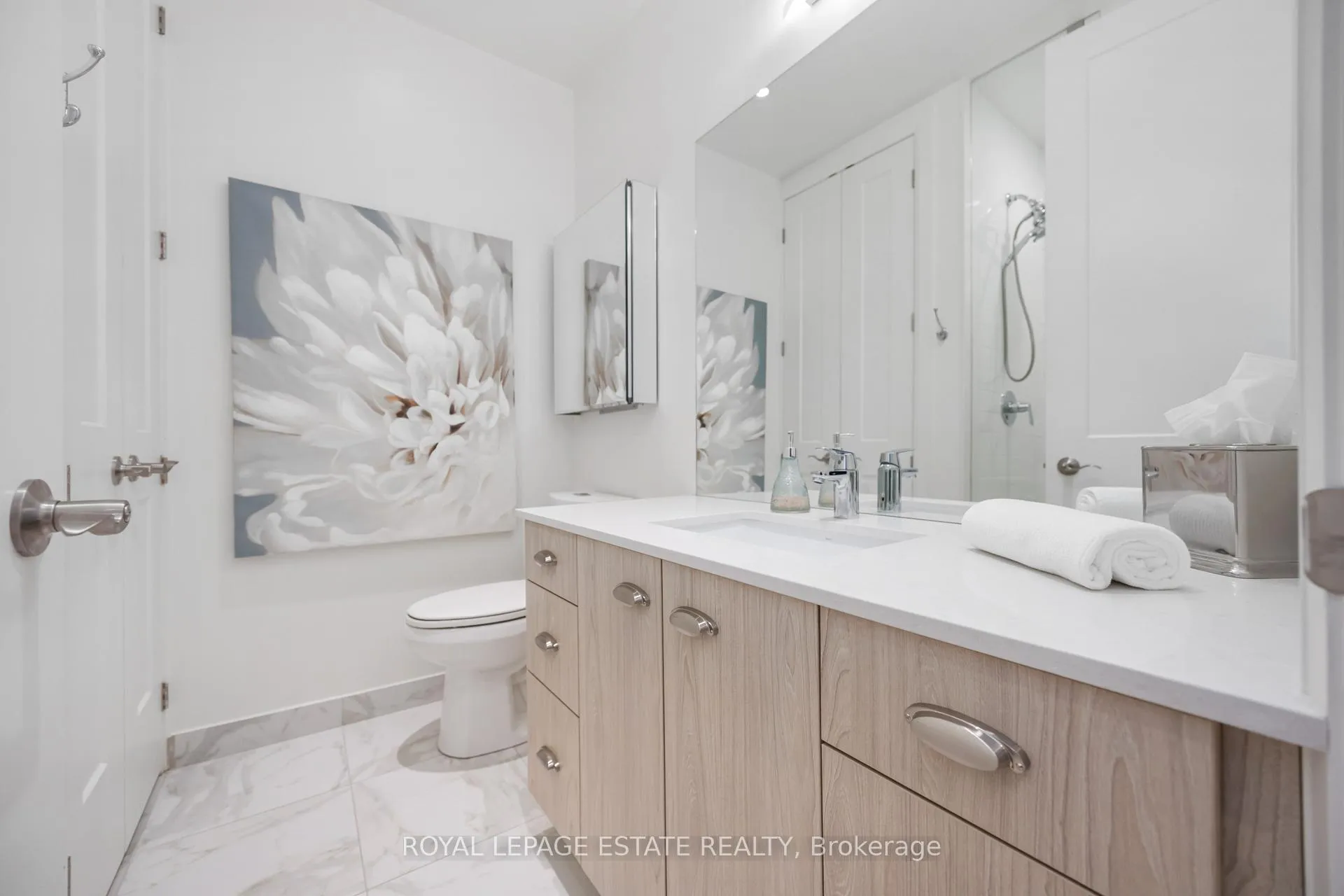 Photo 19 of Unit 515, 365 Beech Avenue, Toronto, The Beaches — HOMEH