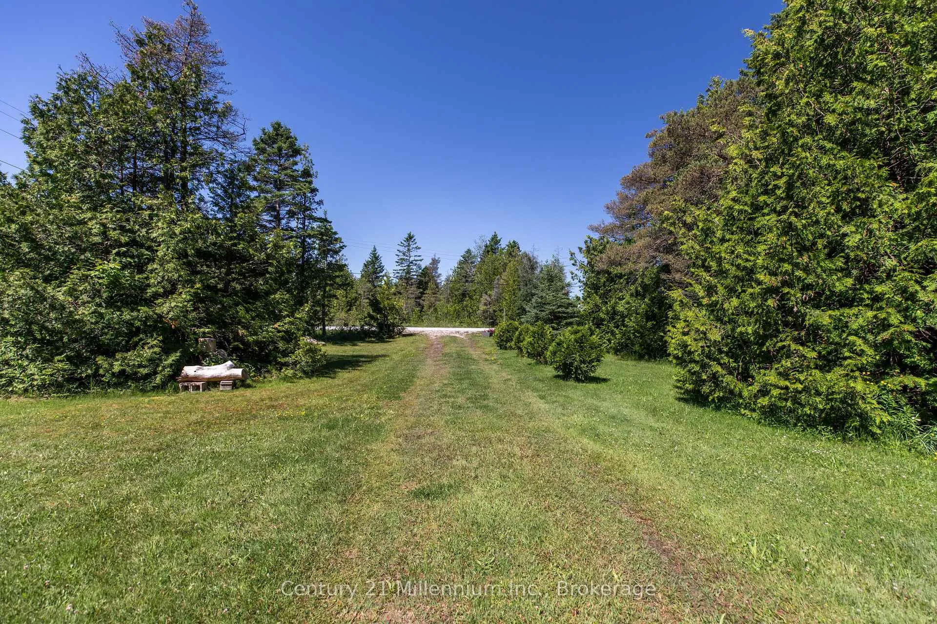 Photo 10 of 1443 Sunset Drive, South Bruce Peninsula — HOMEH