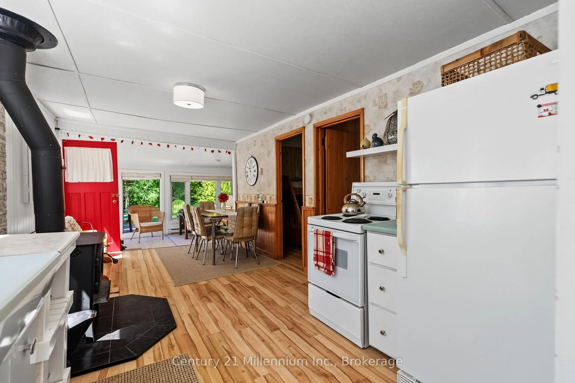 Photo 25 of 1443 Sunset Drive, South Bruce Peninsula — HOMEH