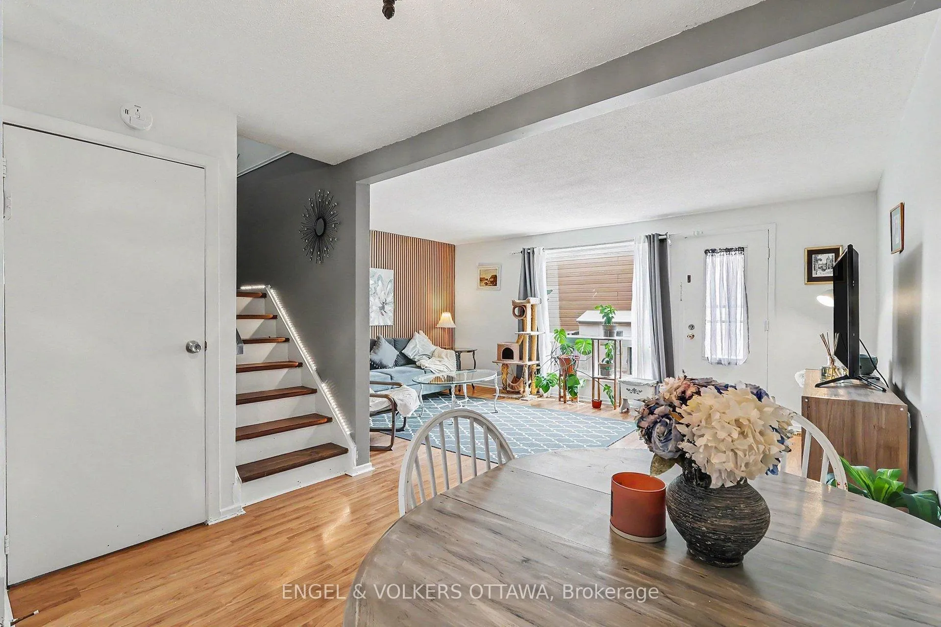 Photo 10 of Unit 87, 7882 Jeanne D'arc Boulevard, Ottawa, Convent Glen North — HOMEH
