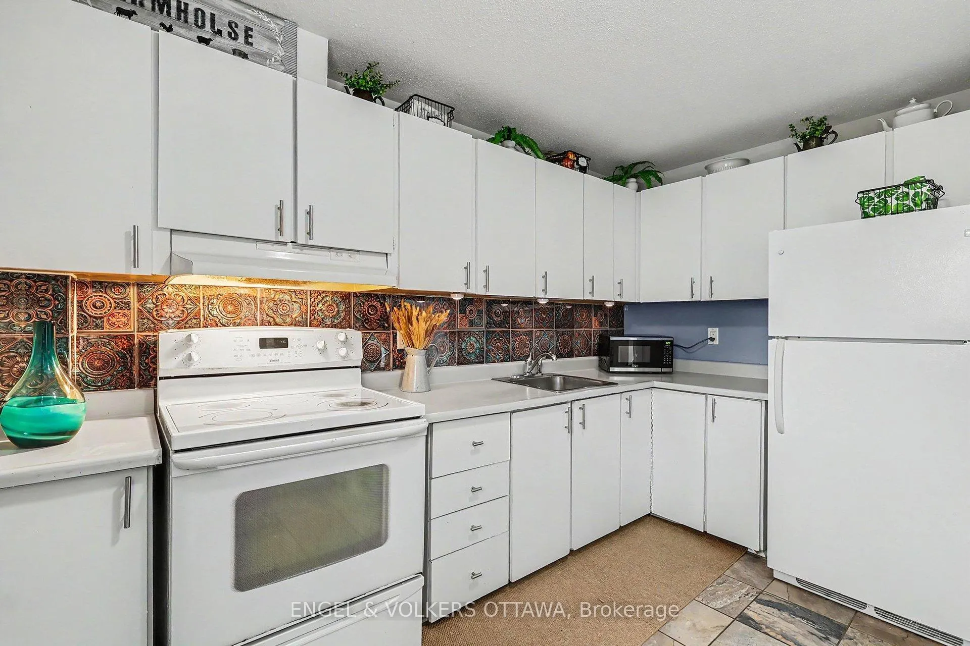 Photo 17 of Unit 87, 7882 Jeanne D'arc Boulevard, Ottawa, Convent Glen North — HOMEH