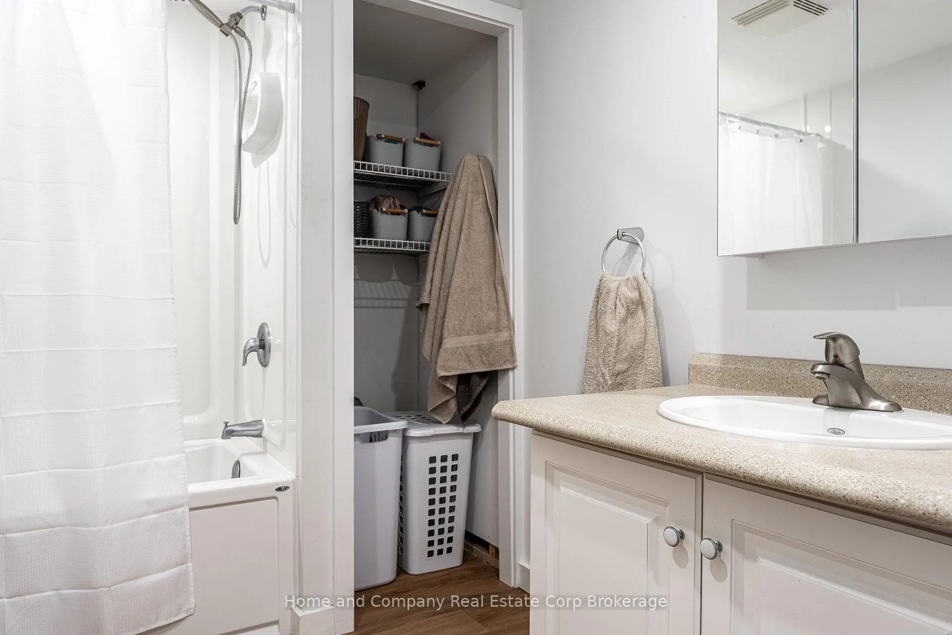 Photo 14 of 154 Maple Street, Perth East, Crystal Lake — HOMEH