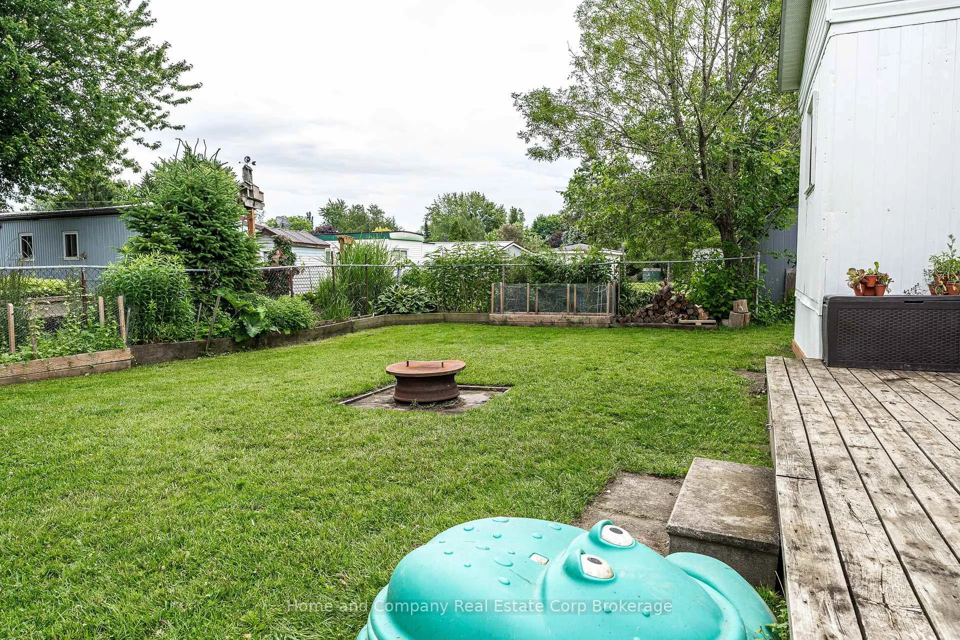 Photo 31 of 154 Maple Street, Perth East, Crystal Lake — HOMEH