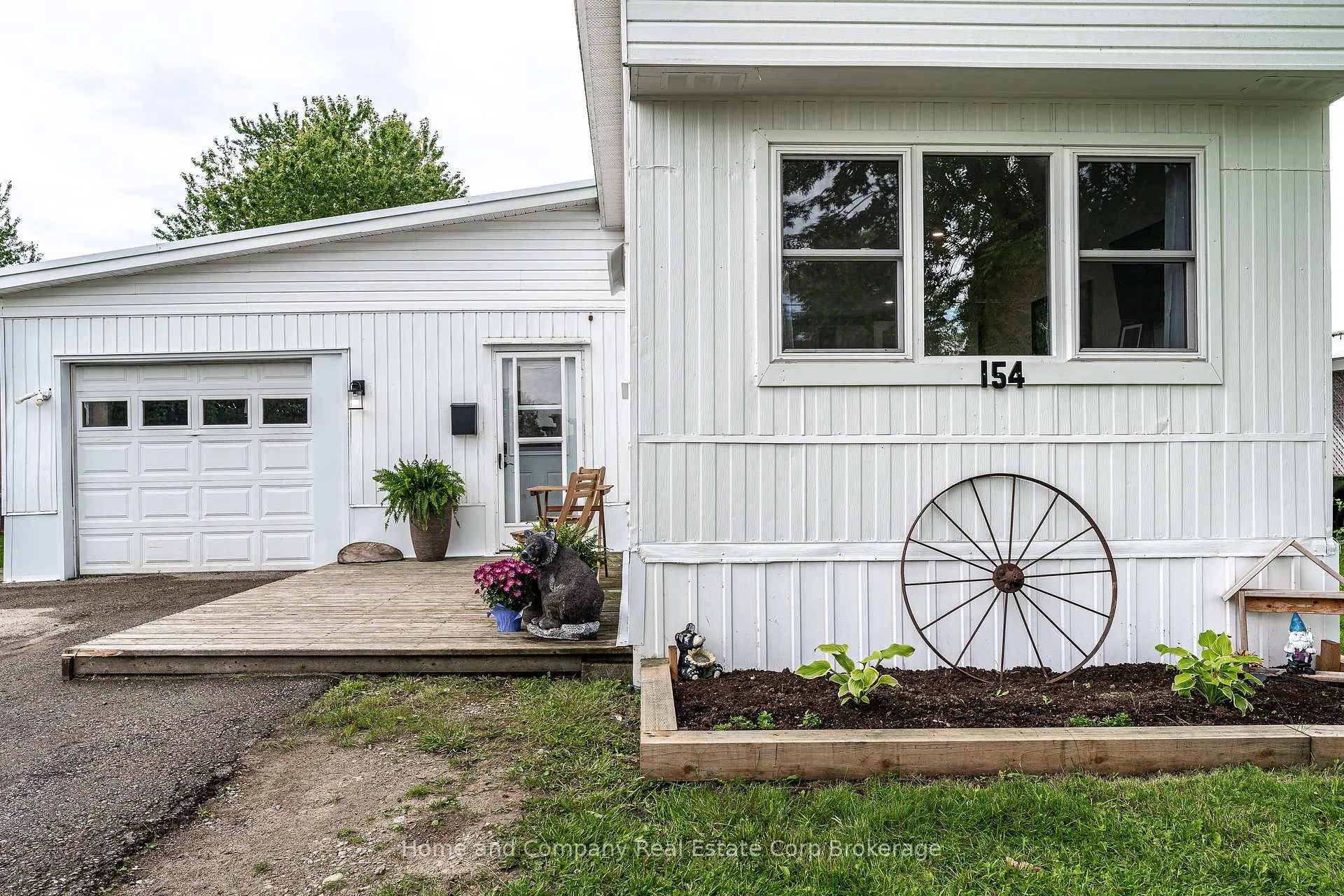 Photo 34 of 154 Maple Street, Perth East, Crystal Lake — HOMEH