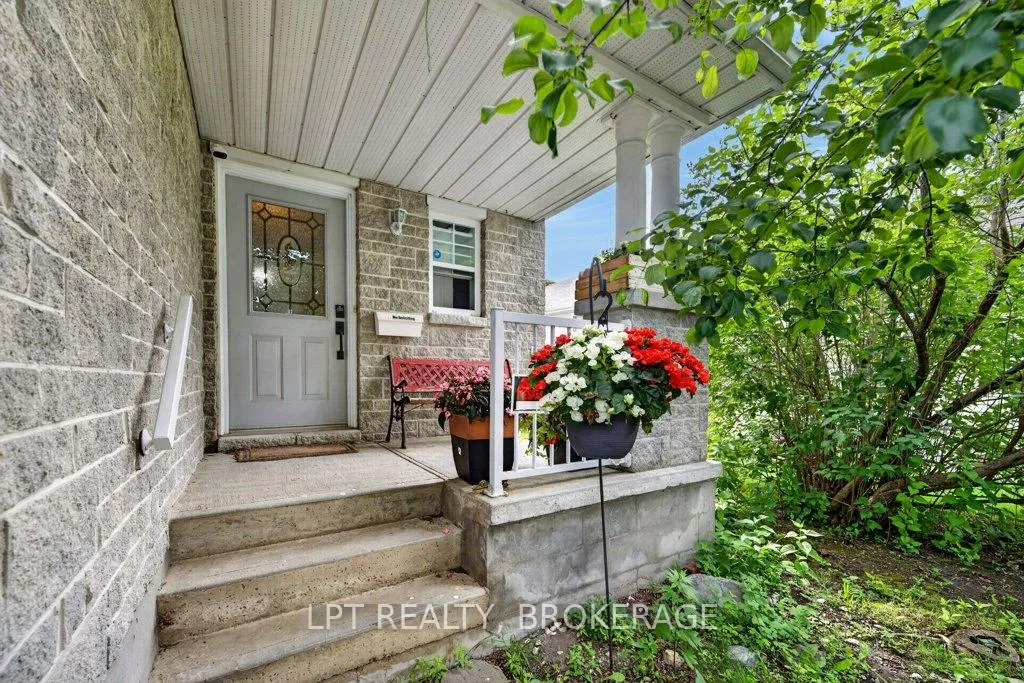 Photo 5 of 645 Roosevelt Drive, Kingston, City SouthWest — HOMEH