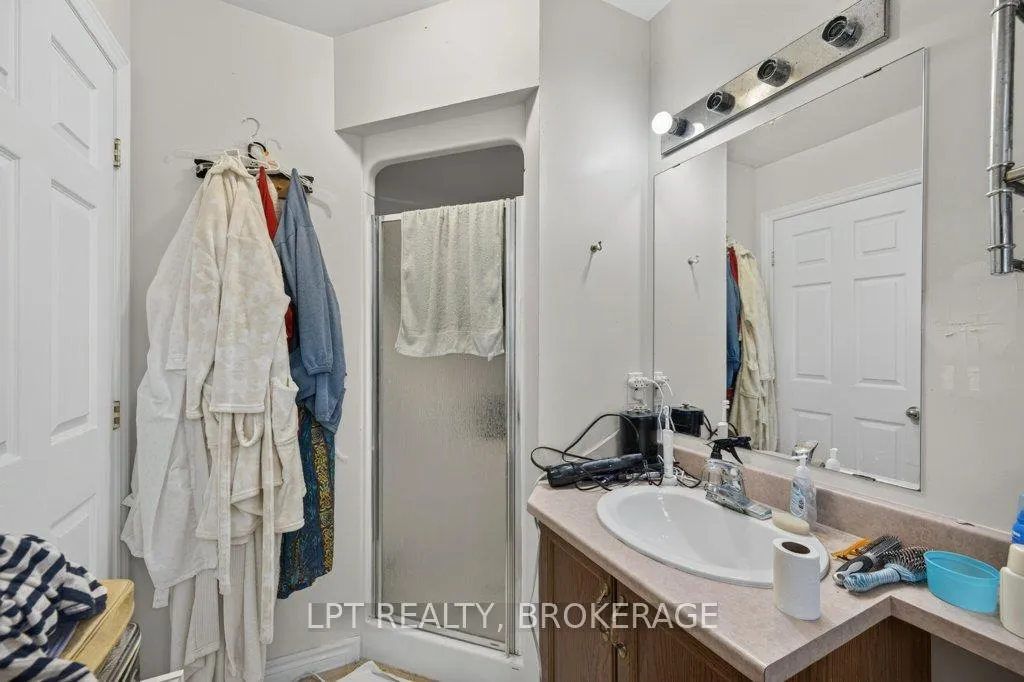 Photo 20 of 645 Roosevelt Drive, Kingston, City SouthWest — HOMEH