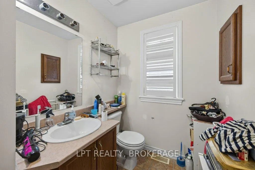 Photo 21 of 645 Roosevelt Drive, Kingston, City SouthWest — HOMEH