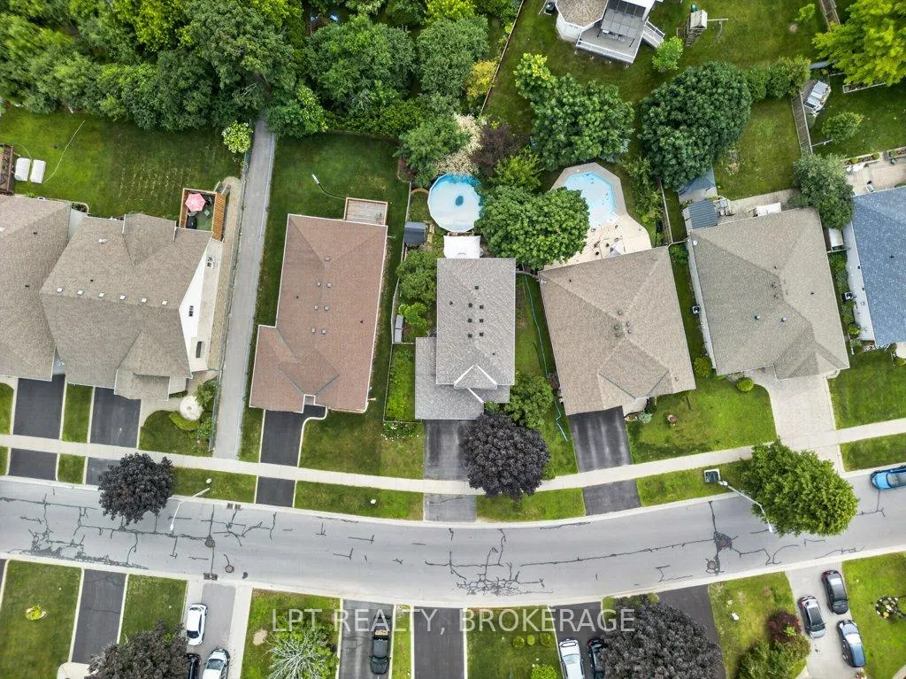 Photo 41 of 645 Roosevelt Drive, Kingston, City SouthWest — HOMEH