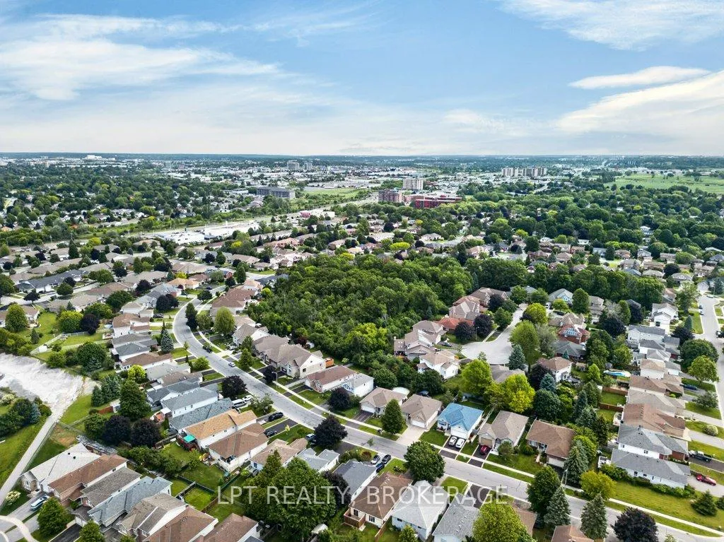 Photo 44 of 645 Roosevelt Drive, Kingston, City SouthWest — HOMEH