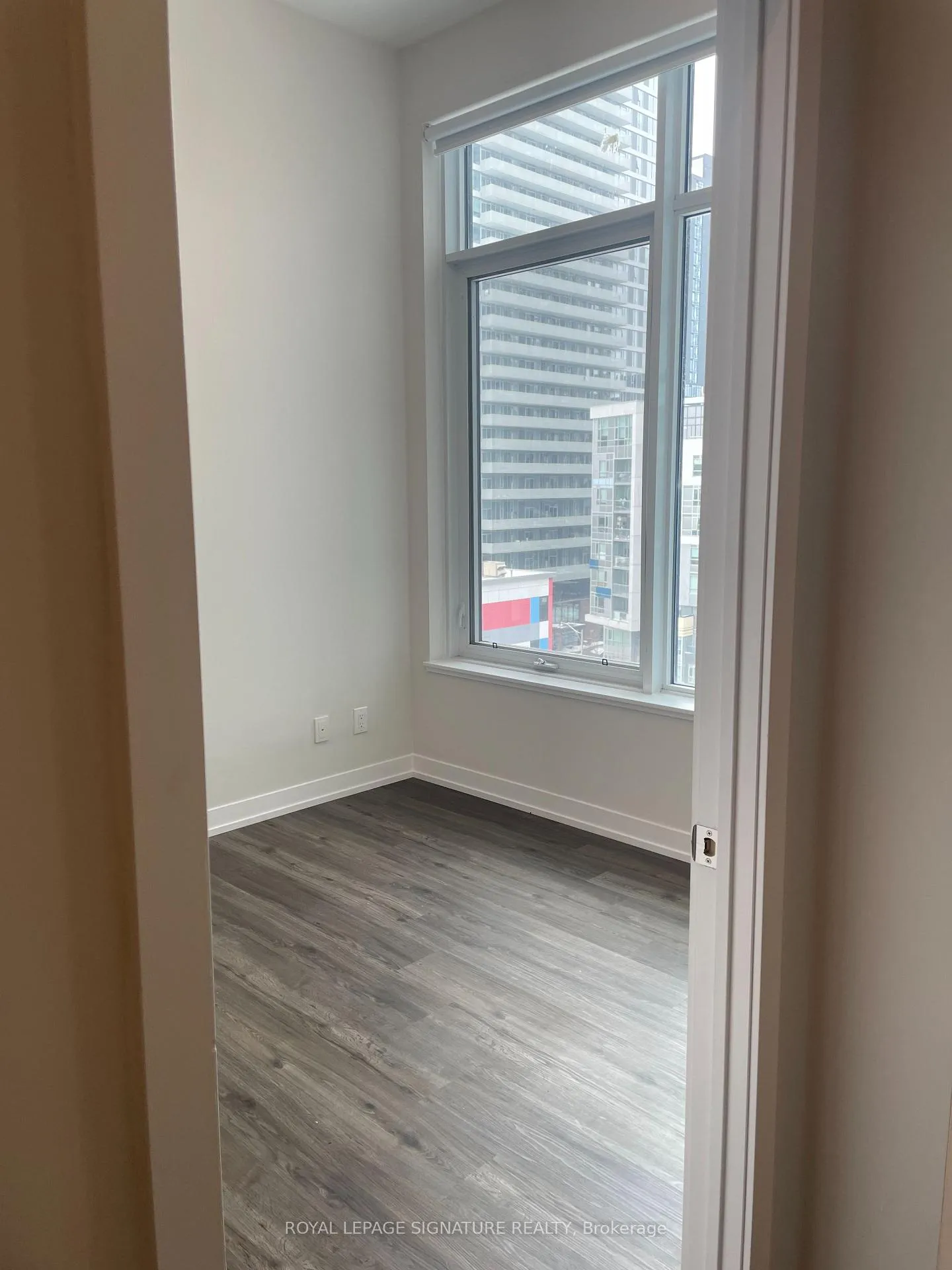Photo 5 of Unit 2604, 25 Nicholas Avenue, Toronto, Regent Park — HOMEH