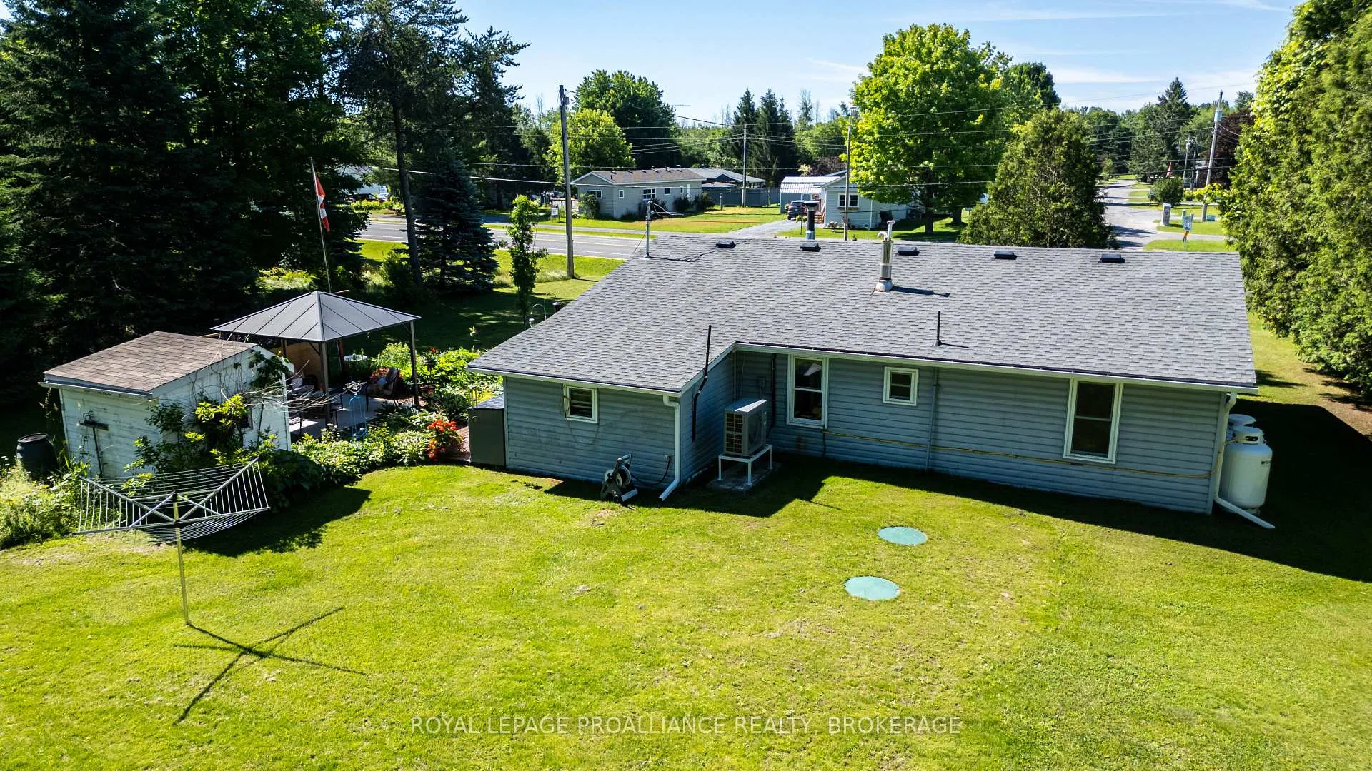 Photo 8 of 4528 Bellrock Road, Frontenac, Frontenac South — HOMEH