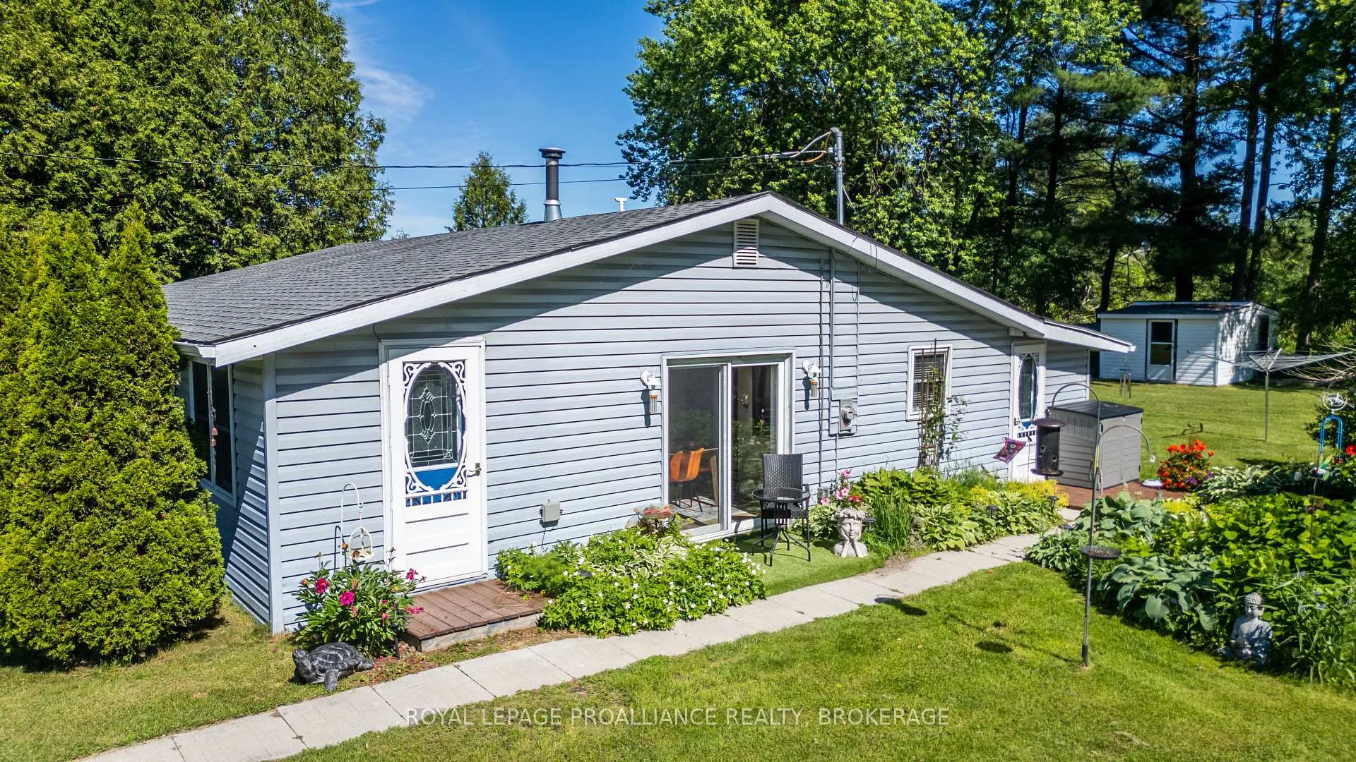 Photo 10 of 4528 Bellrock Road, Frontenac, Frontenac South — HOMEH
