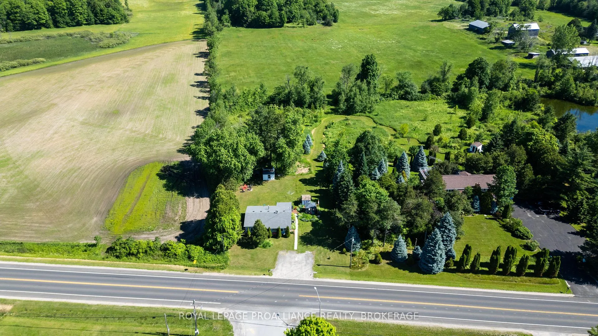 Photo 13 of 4528 Bellrock Road, Frontenac, Frontenac South — HOMEH