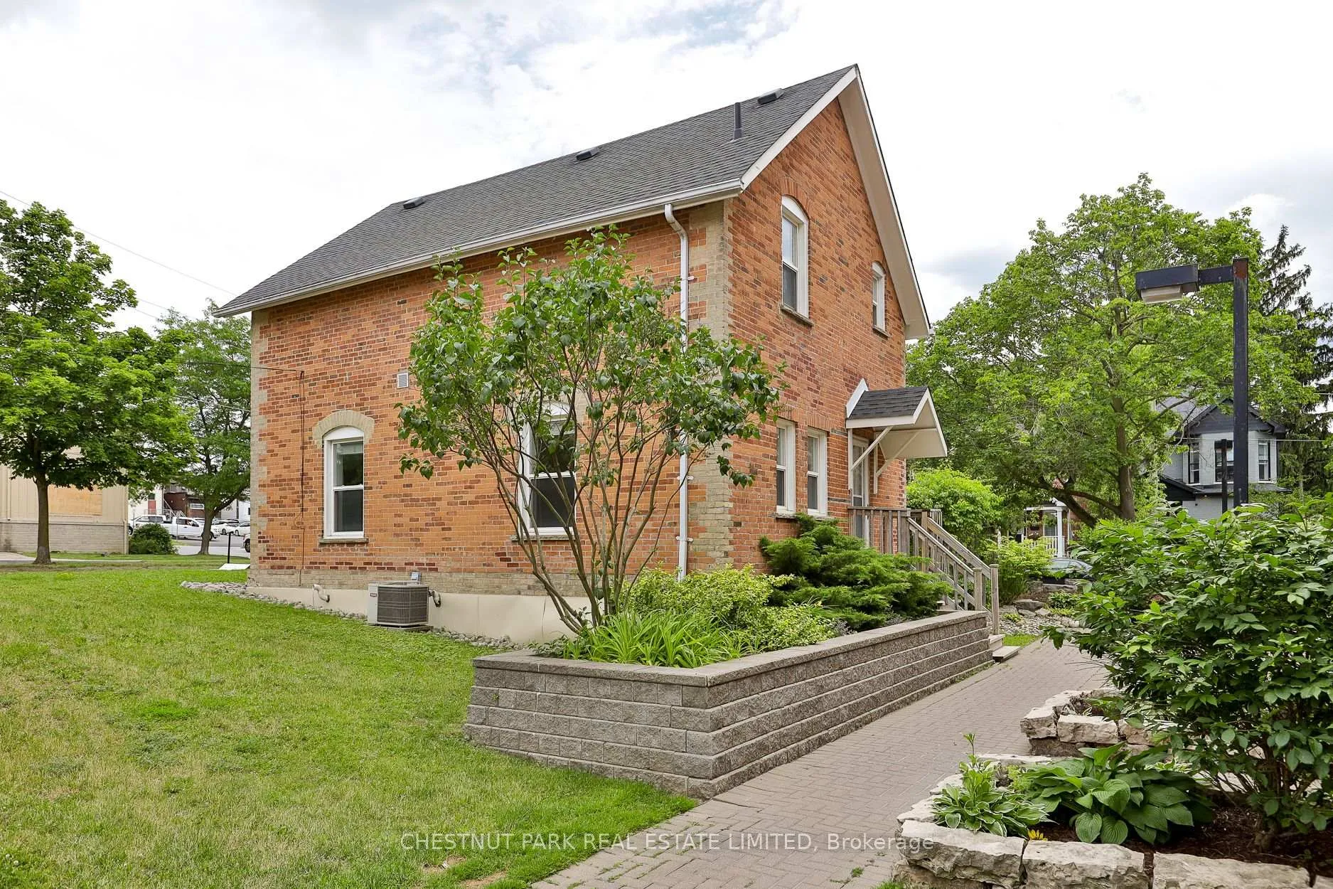 Photo 11 of Unit 110, 30 Wilson Street, Markham, Old Markham Village — HOMEH