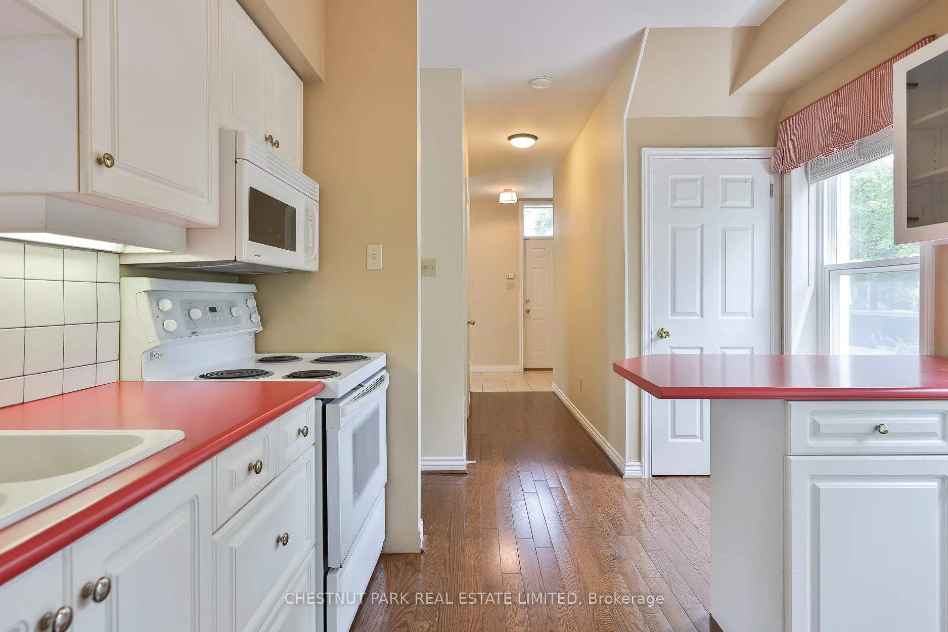 Photo 18 of Unit 110, 30 Wilson Street, Markham, Old Markham Village — HOMEH