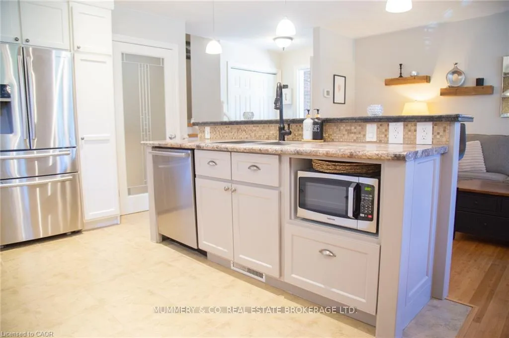 Photo 13 of 33 Mergl Drive, Norfolk, Port Dover — HOMEH