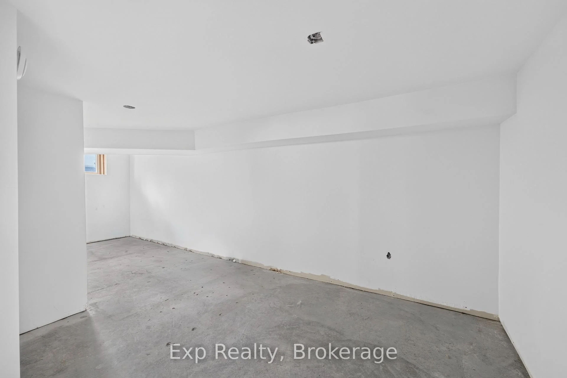 Photo 34 of 15 Redden Street, Kingston, City SouthWest — HOMEH