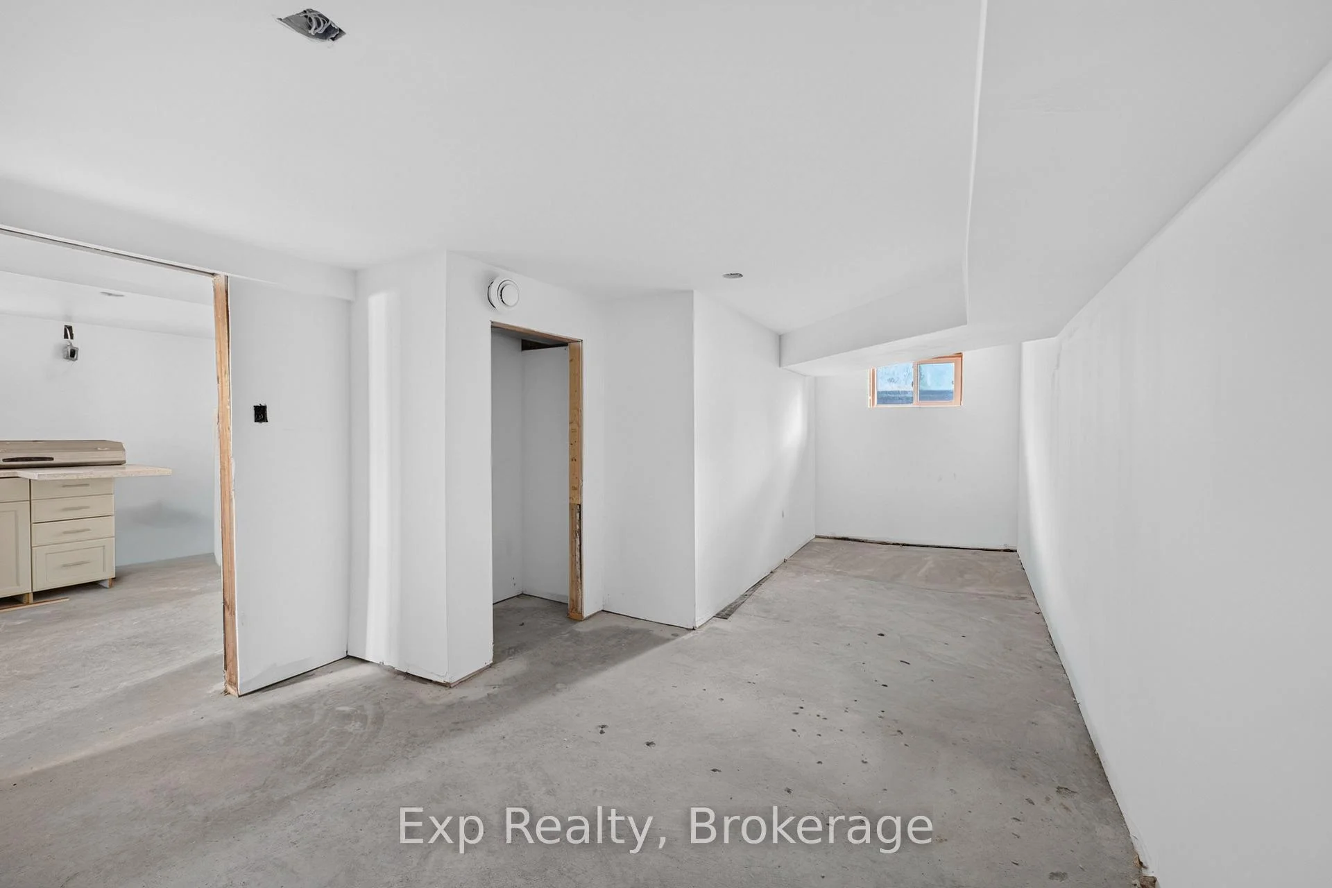 Photo 35 of 15 Redden Street, Kingston, City SouthWest — HOMEH