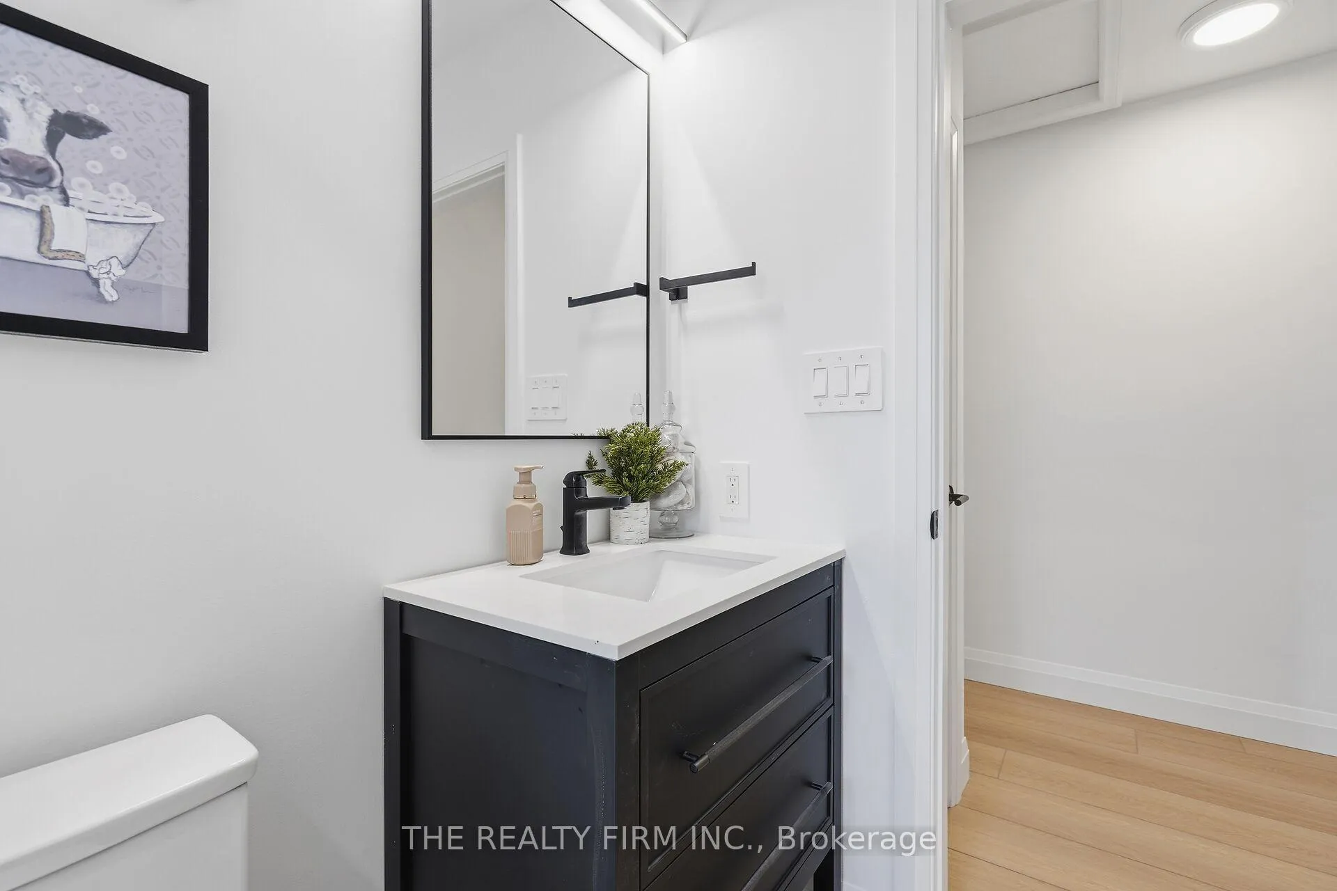 Photo 18 of 44 David Street, London, South V — HOMEH