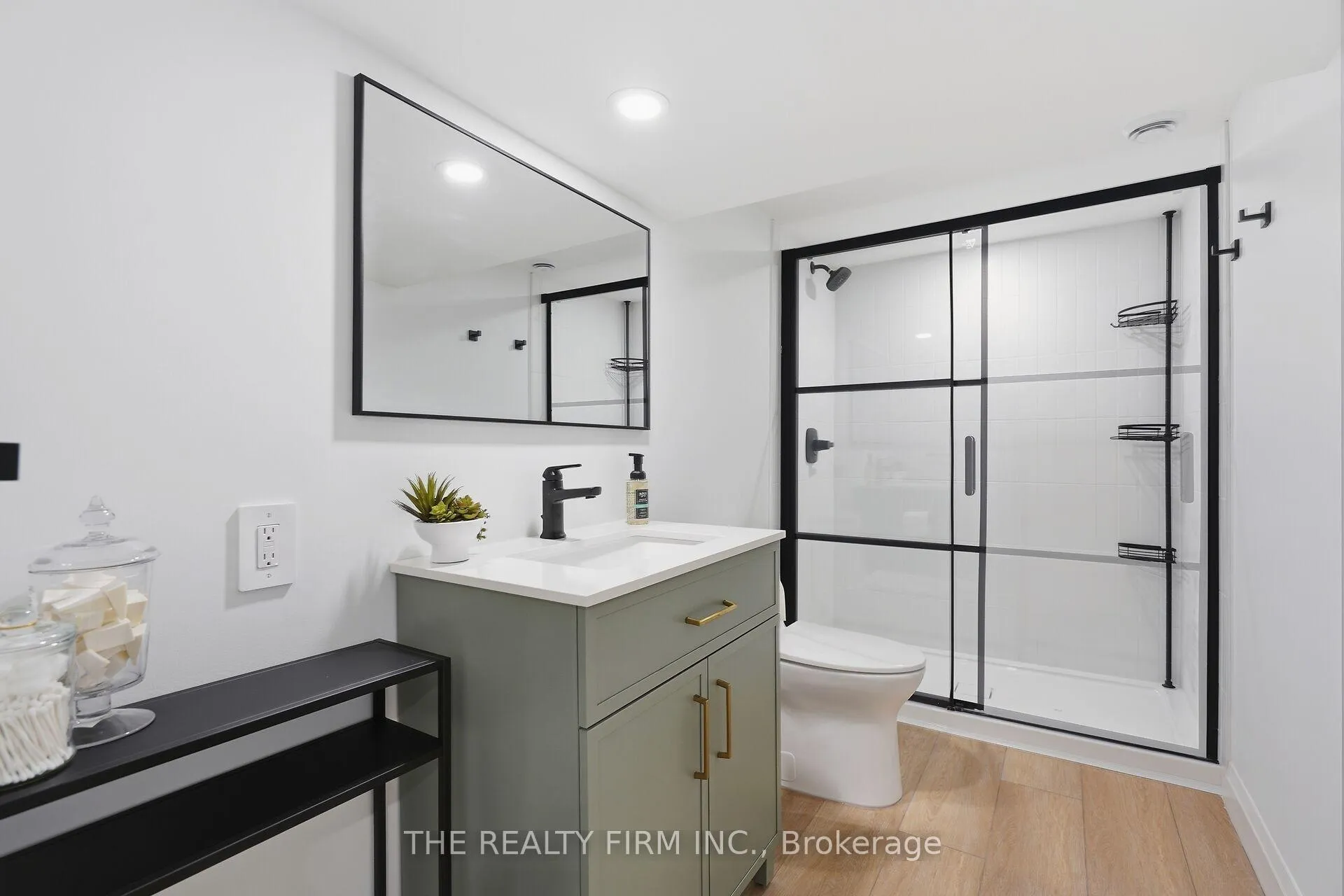 Photo 24 of 44 David Street, London, South V — HOMEH