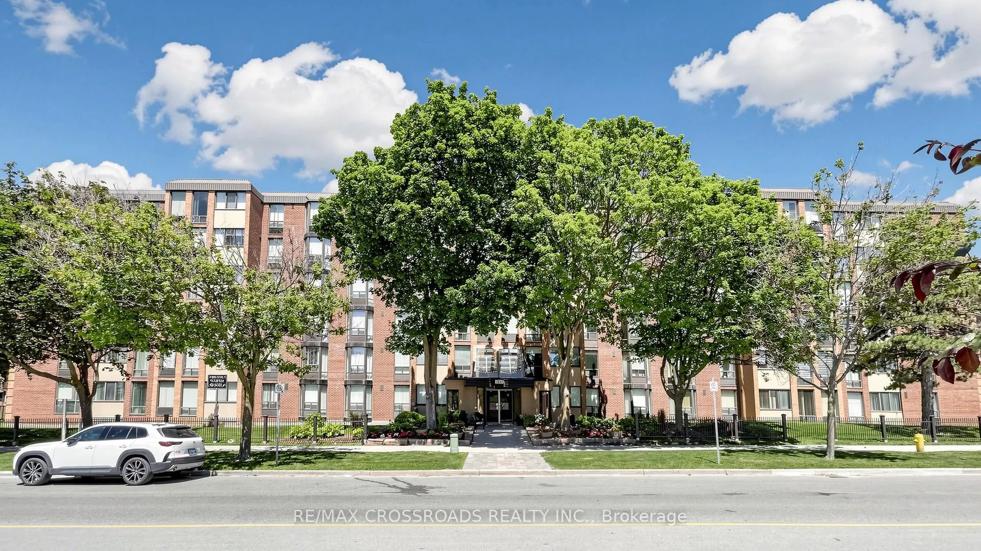 Photo 3 of Unit 206, 1530 Pickering Parkway, Pickering, Town Centre — HOMEH