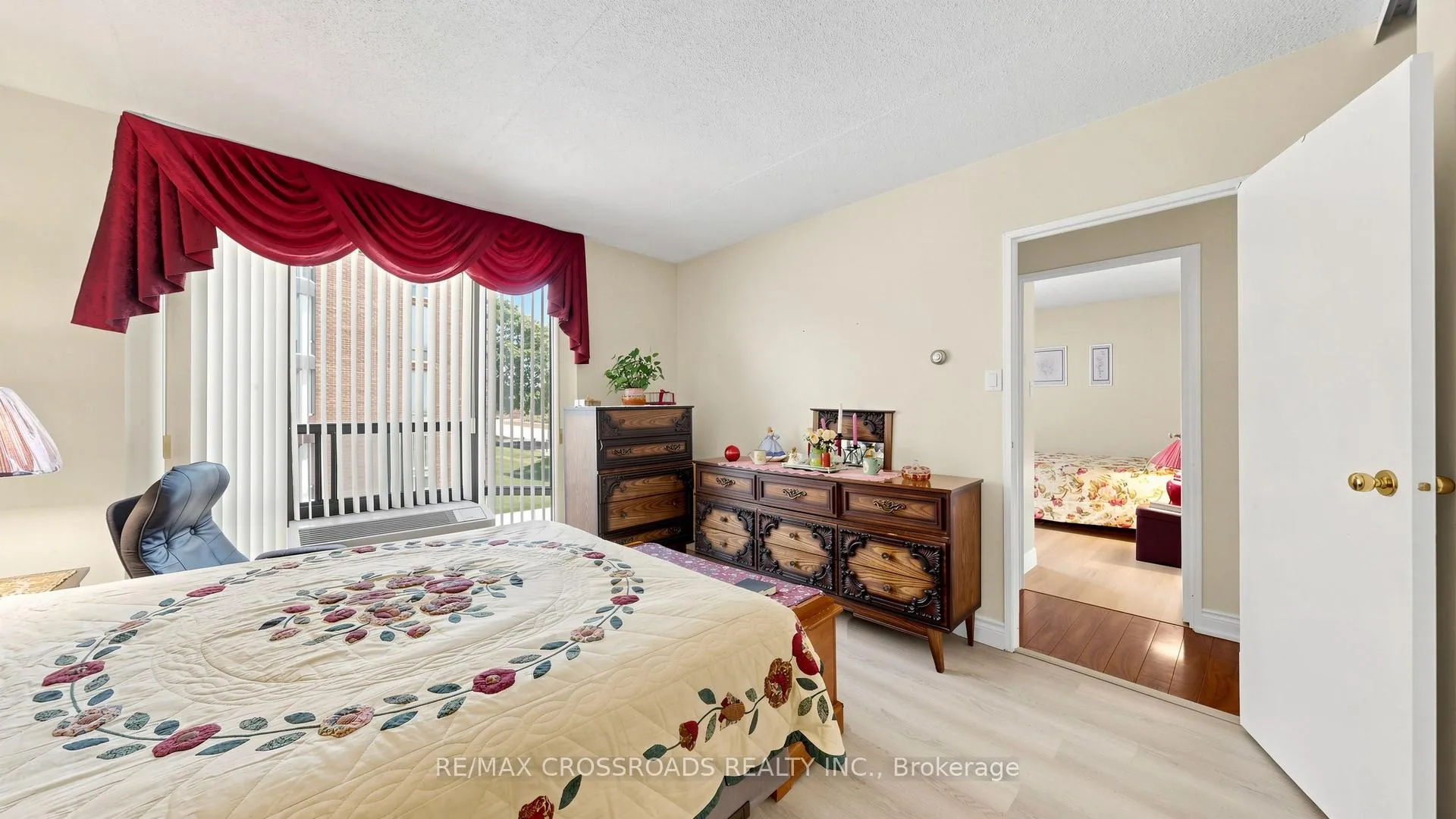 Photo 31 of Unit 206, 1530 Pickering Parkway, Pickering, Town Centre — HOMEH