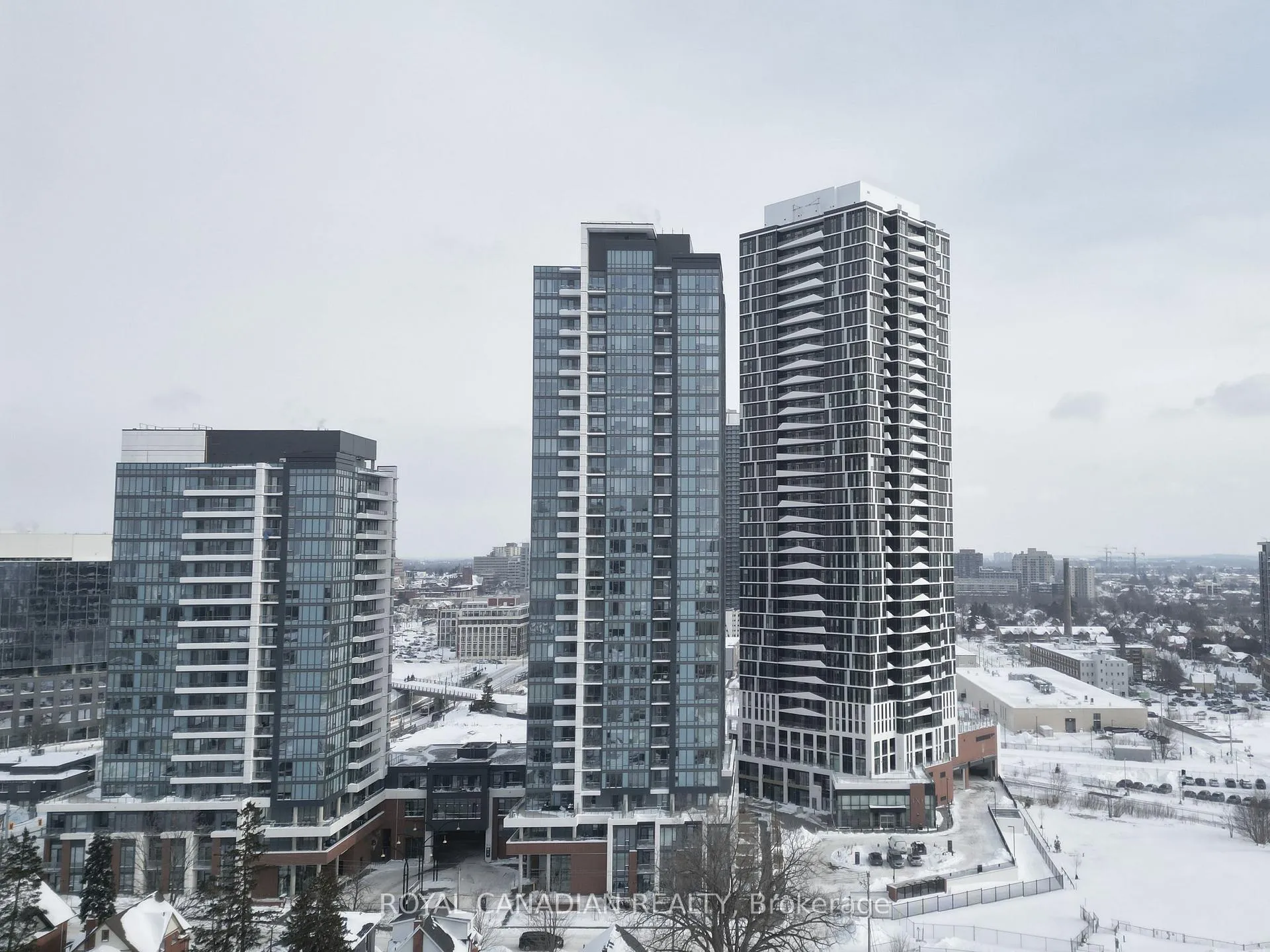 Photo 2 of Unit 3110, 25 Wellington Street S, Kitchener — HOMEH