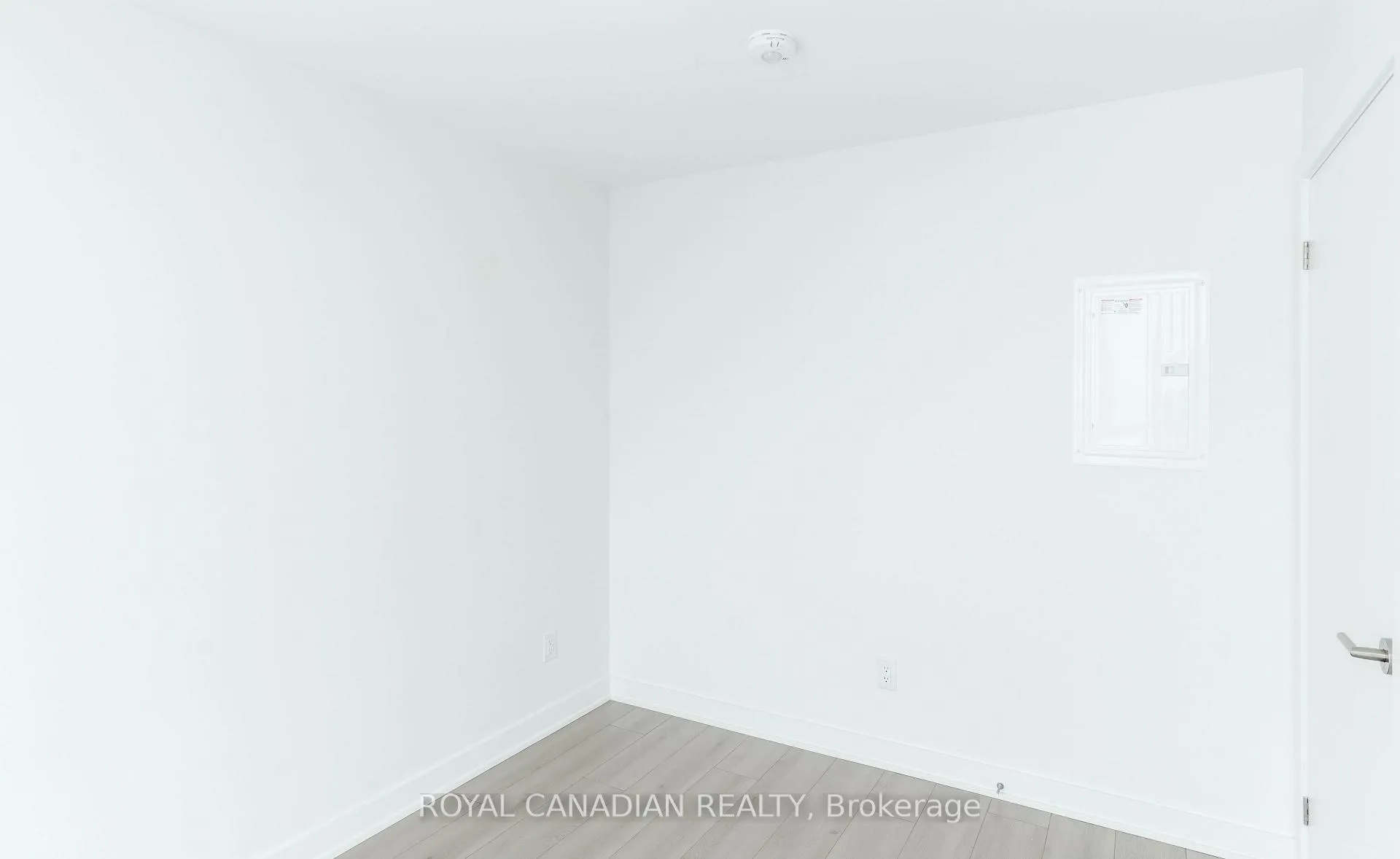 Photo 8 of Unit 3110, 25 Wellington Street S, Kitchener — HOMEH