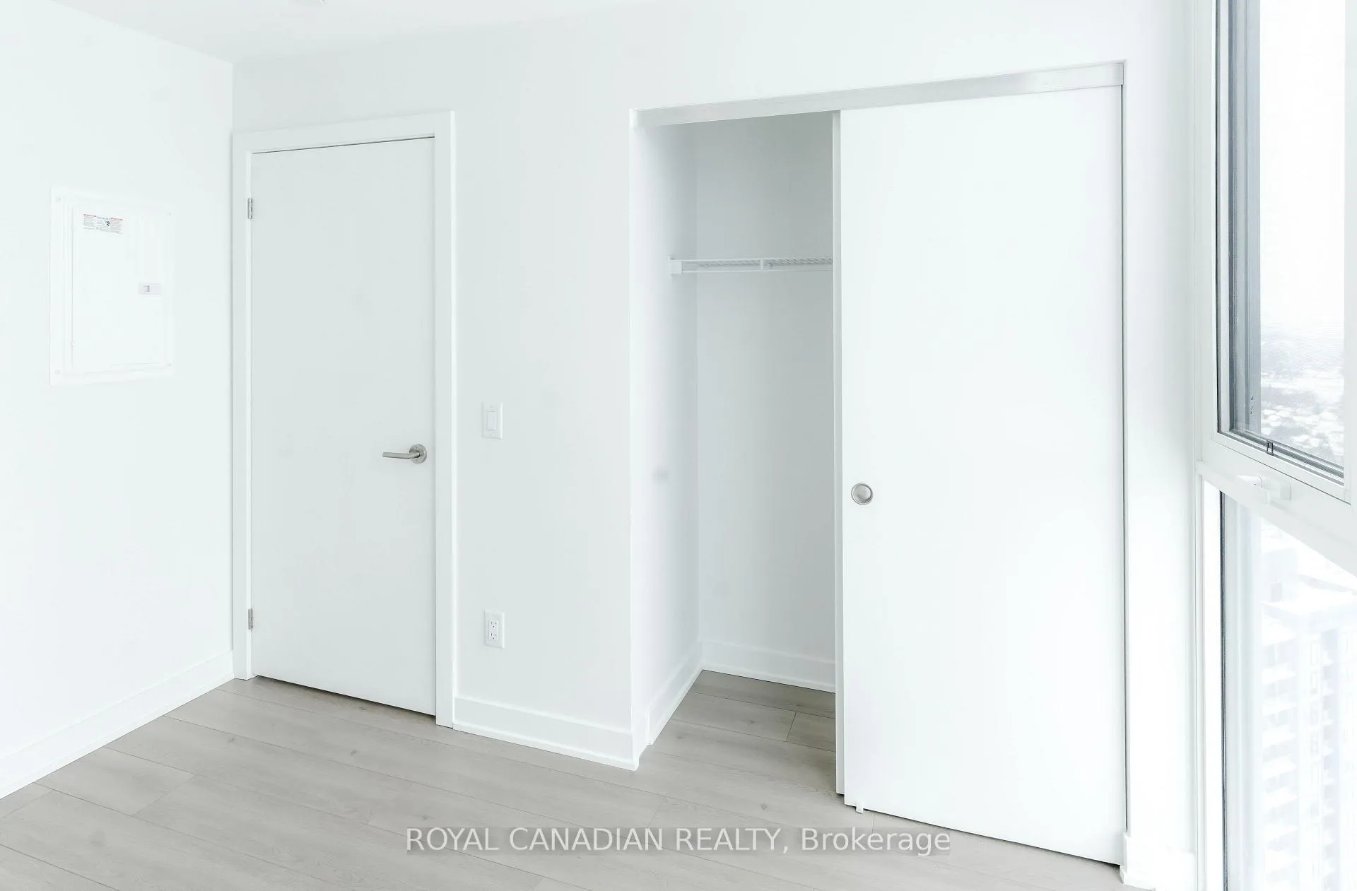 Photo 11 of Unit 3110, 25 Wellington Street S, Kitchener — HOMEH