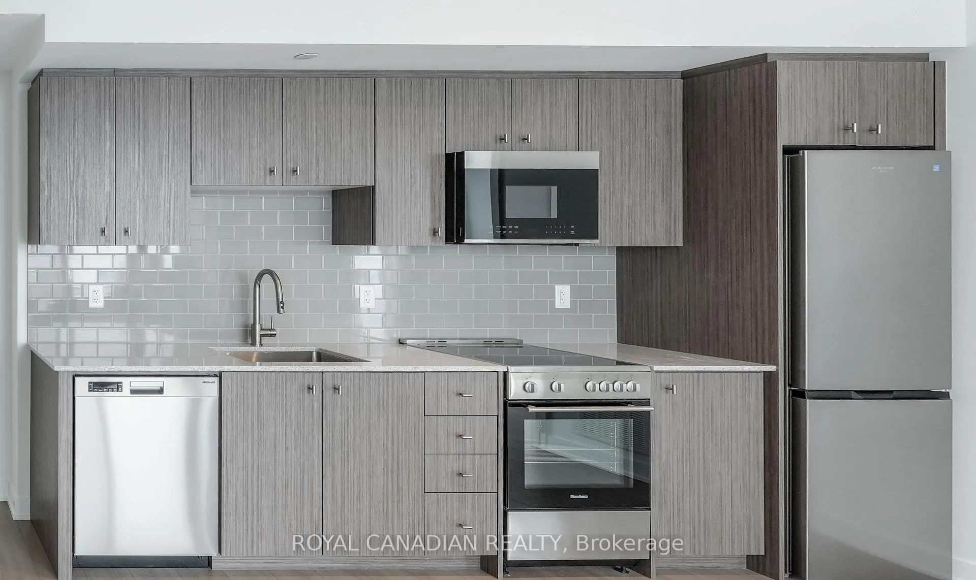 Photo 13 of Unit 3110, 25 Wellington Street S, Kitchener — HOMEH