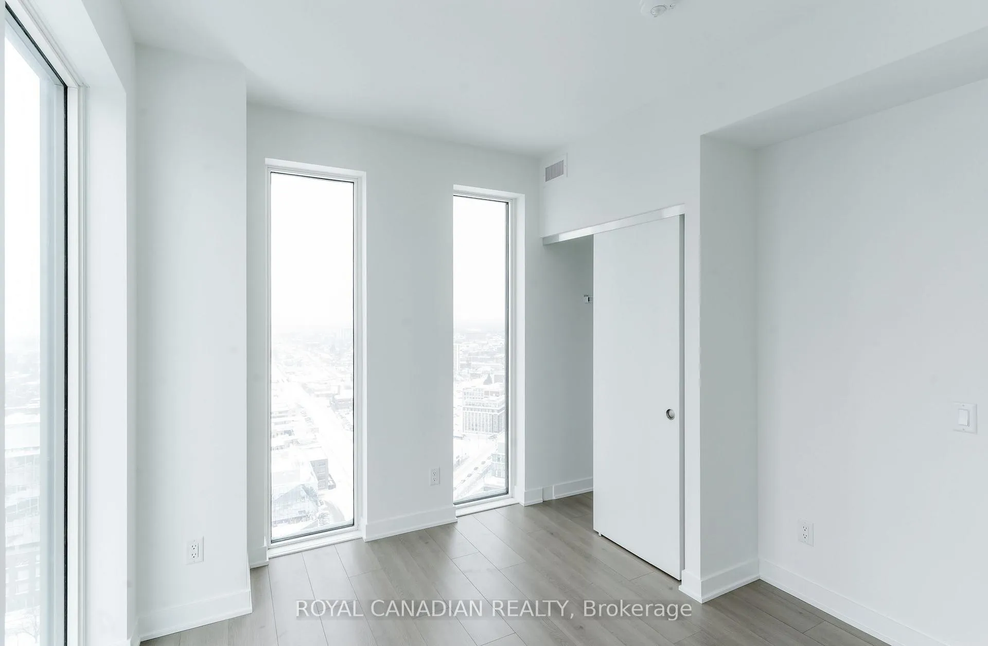 Photo 20 of Unit 3110, 25 Wellington Street S, Kitchener — HOMEH