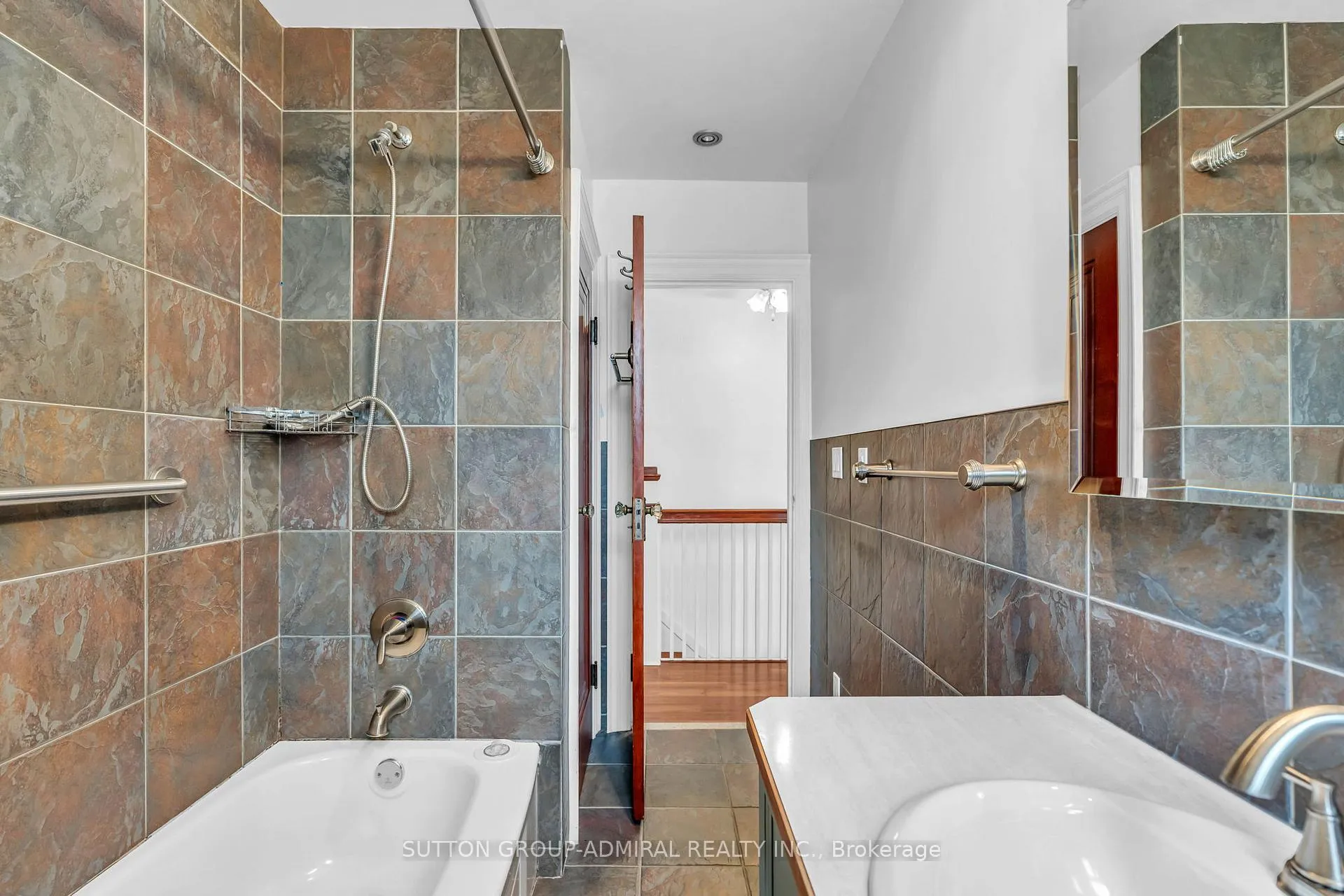 Photo 20 of 569 Nairn Avenue, Toronto, Caledonia-Fairbank — HOMEH
