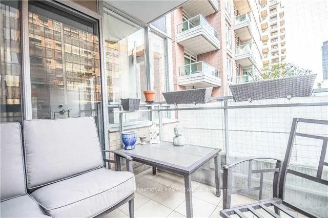 Photo 14 of Unit 309, 80 Cumberland Street, Toronto, The Annex — HOMEH