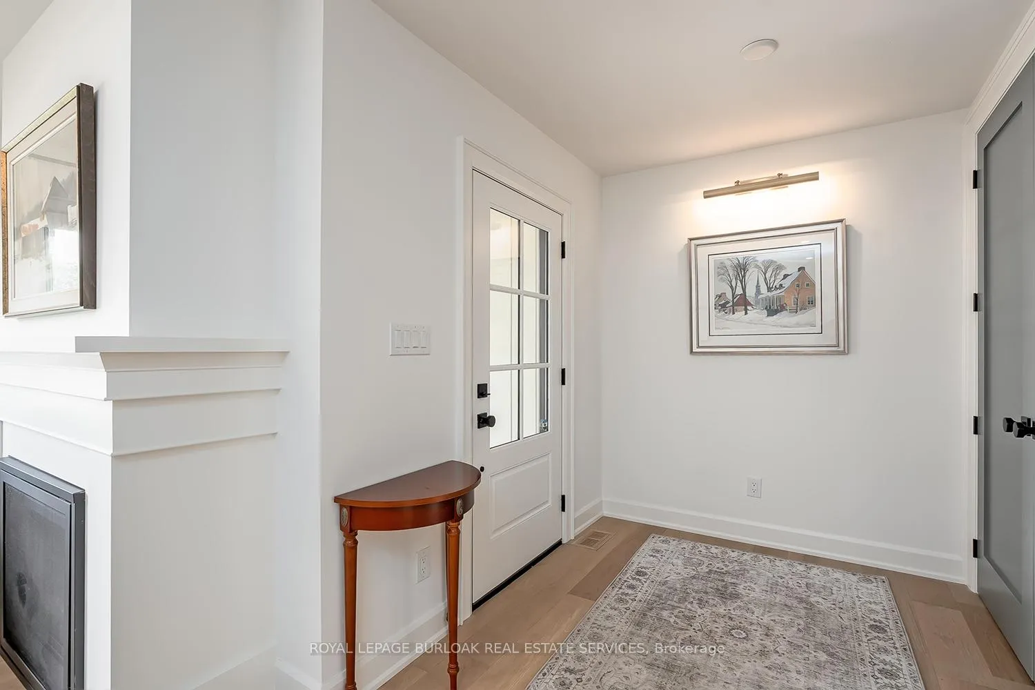Photo 4 of 894 Condor Drive, Burlington, LaSalle — HOMEH
