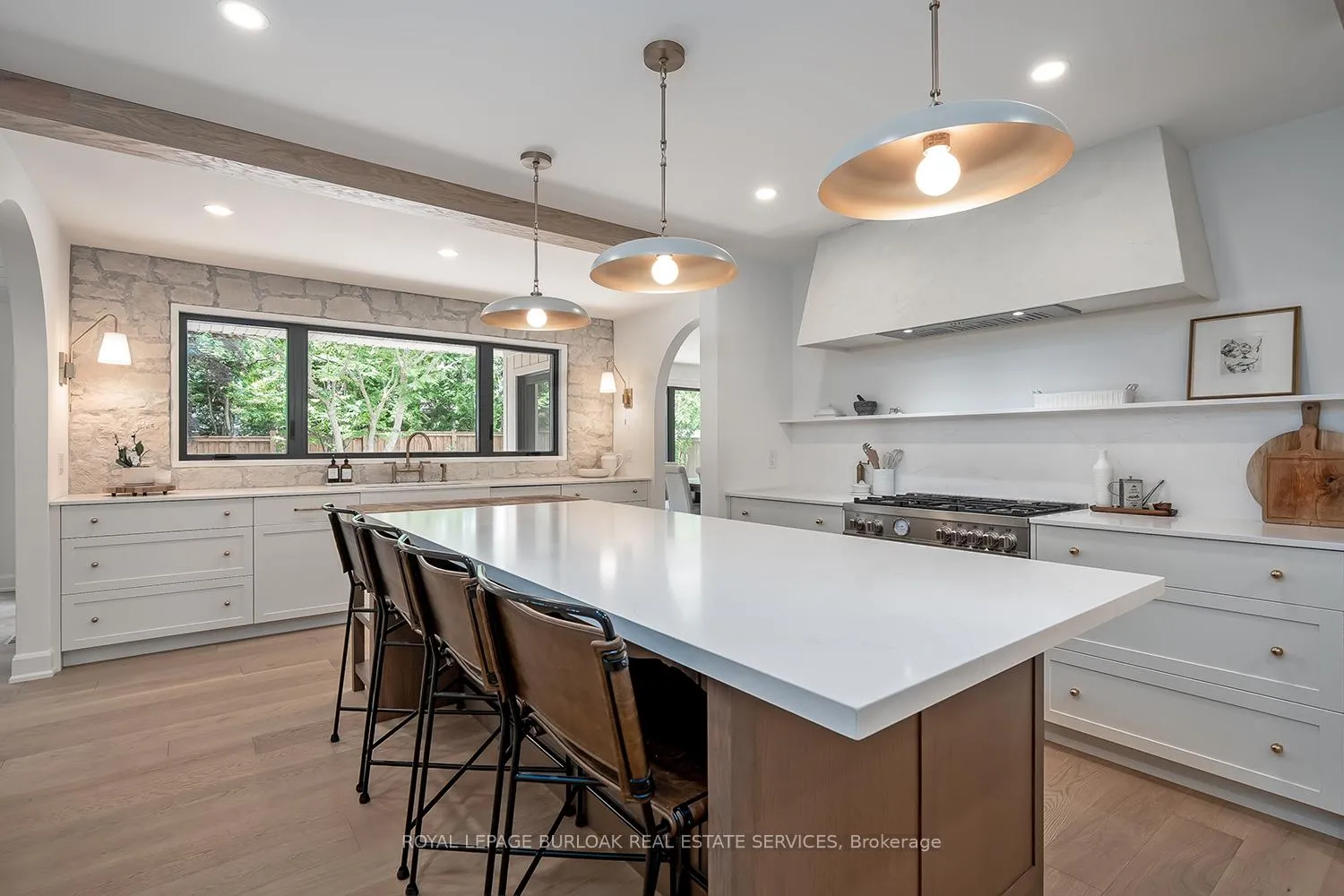 Photo 8 of 894 Condor Drive, Burlington, LaSalle — HOMEH