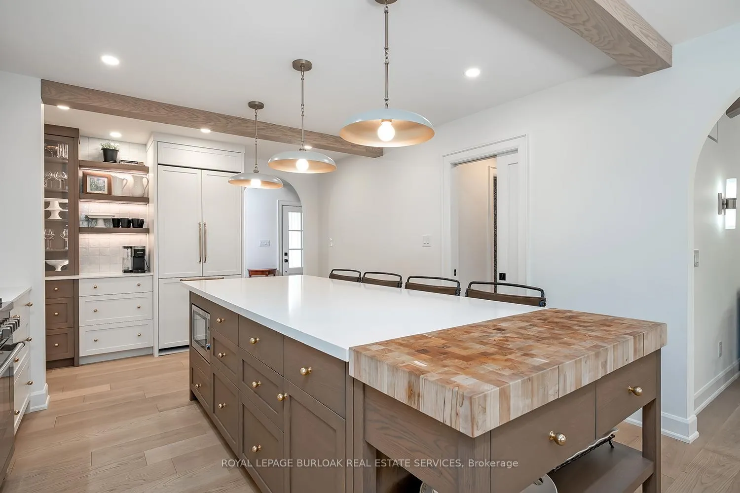 Photo 13 of 894 Condor Drive, Burlington, LaSalle — HOMEH