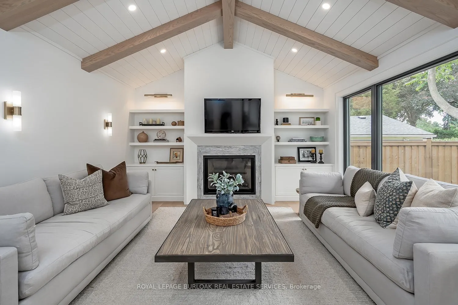 Photo 21 of 894 Condor Drive, Burlington, LaSalle — HOMEH
