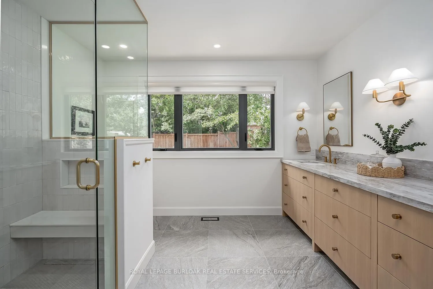 Photo 27 of 894 Condor Drive, Burlington, LaSalle — HOMEH