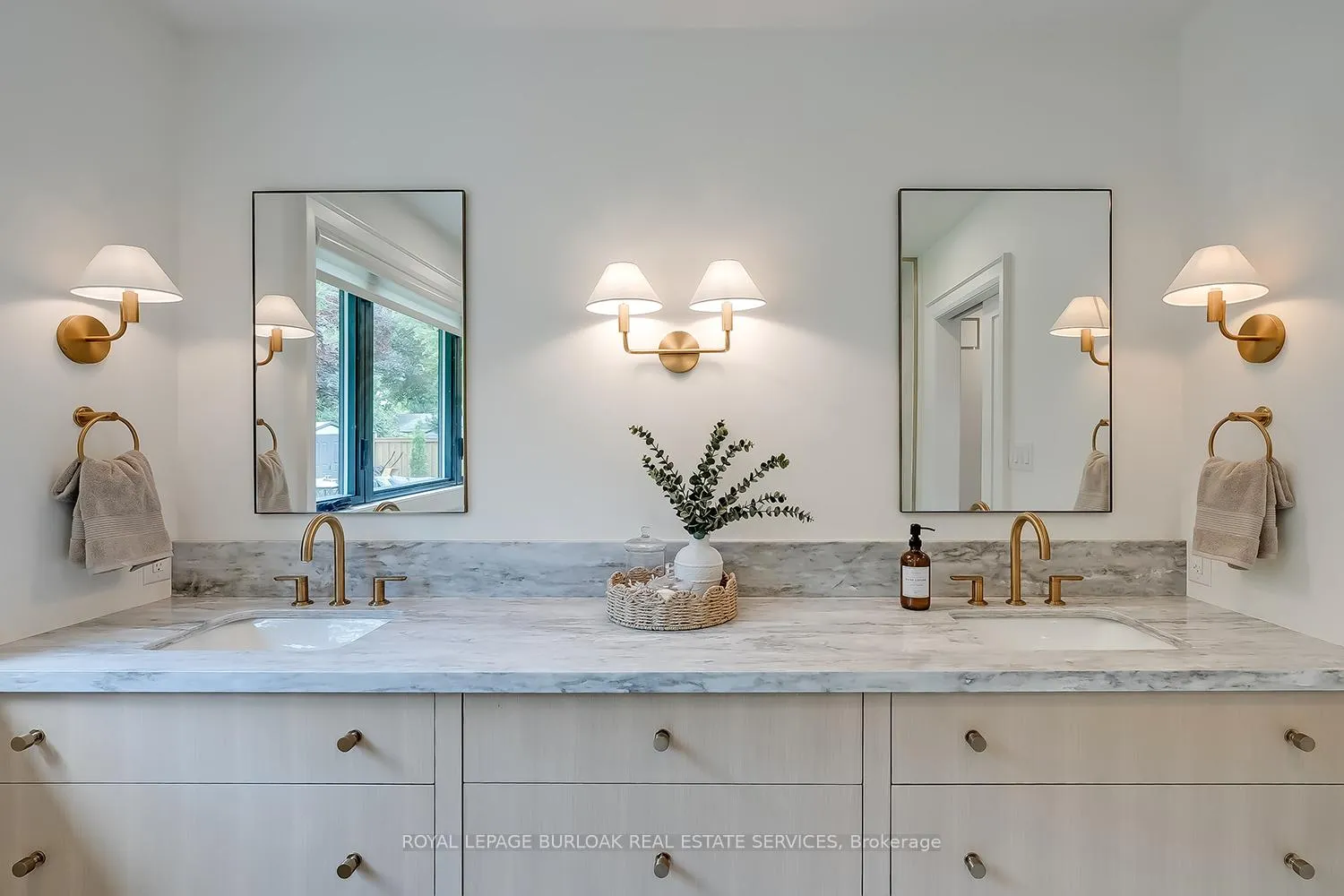 Photo 28 of 894 Condor Drive, Burlington, LaSalle — HOMEH