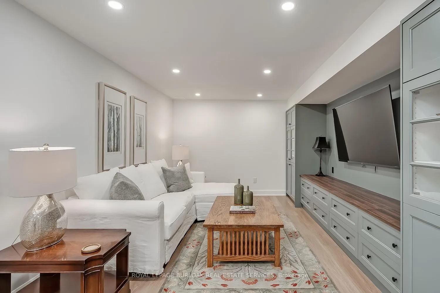 Photo 32 of 894 Condor Drive, Burlington, LaSalle — HOMEH