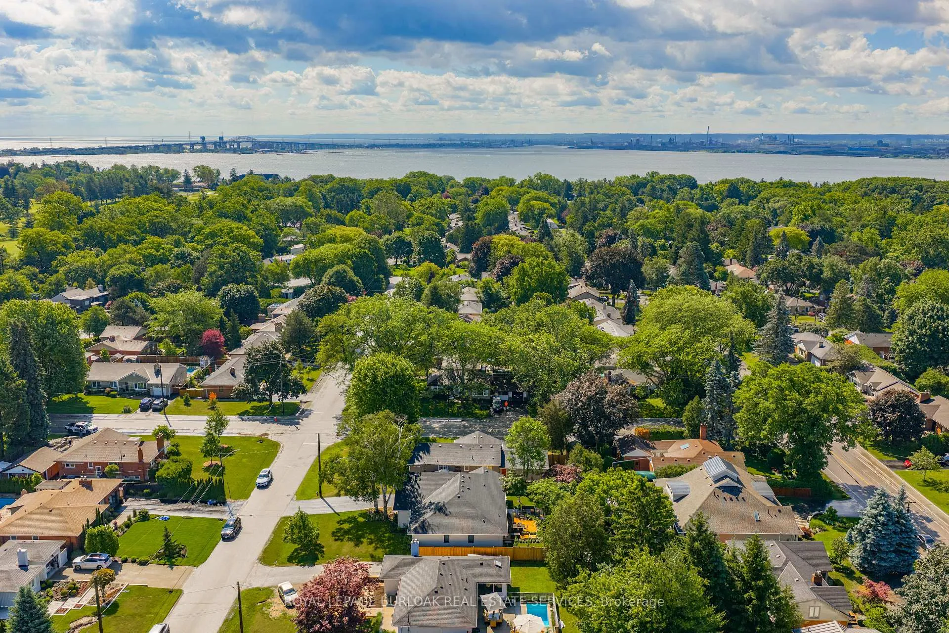 Photo 49 of 894 Condor Drive, Burlington, LaSalle — HOMEH