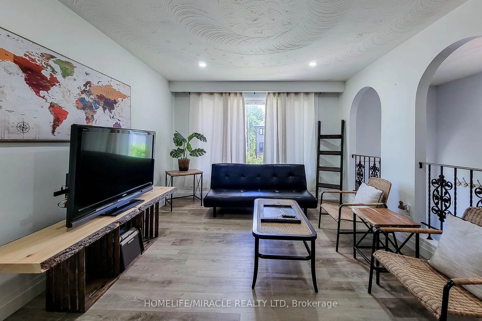 Photo 14 of 12 Maitland Avenue E, Hamilton, Greeningdon — HOMEH