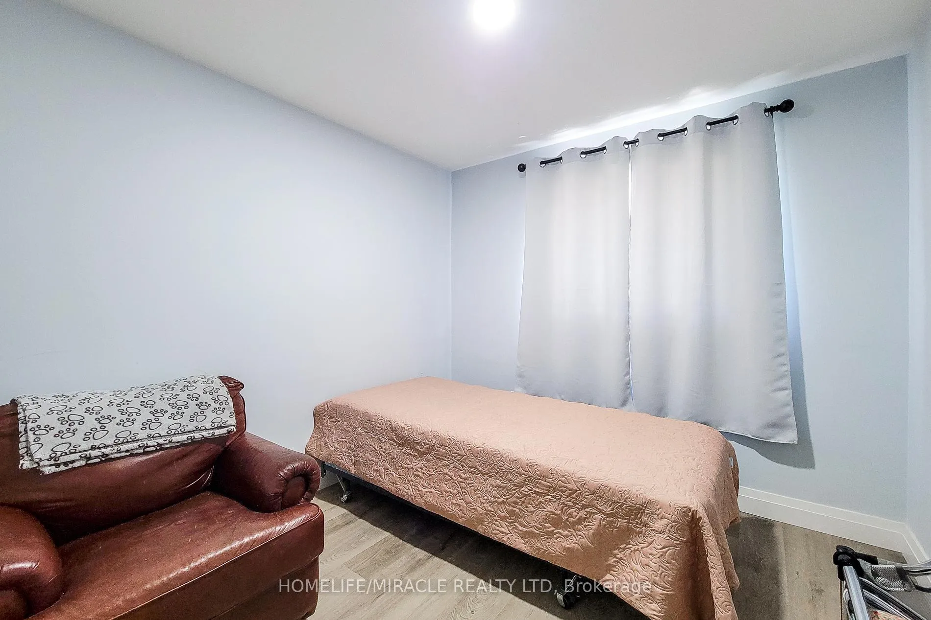 Photo 29 of 12 Maitland Avenue E, Hamilton, Greeningdon — HOMEH