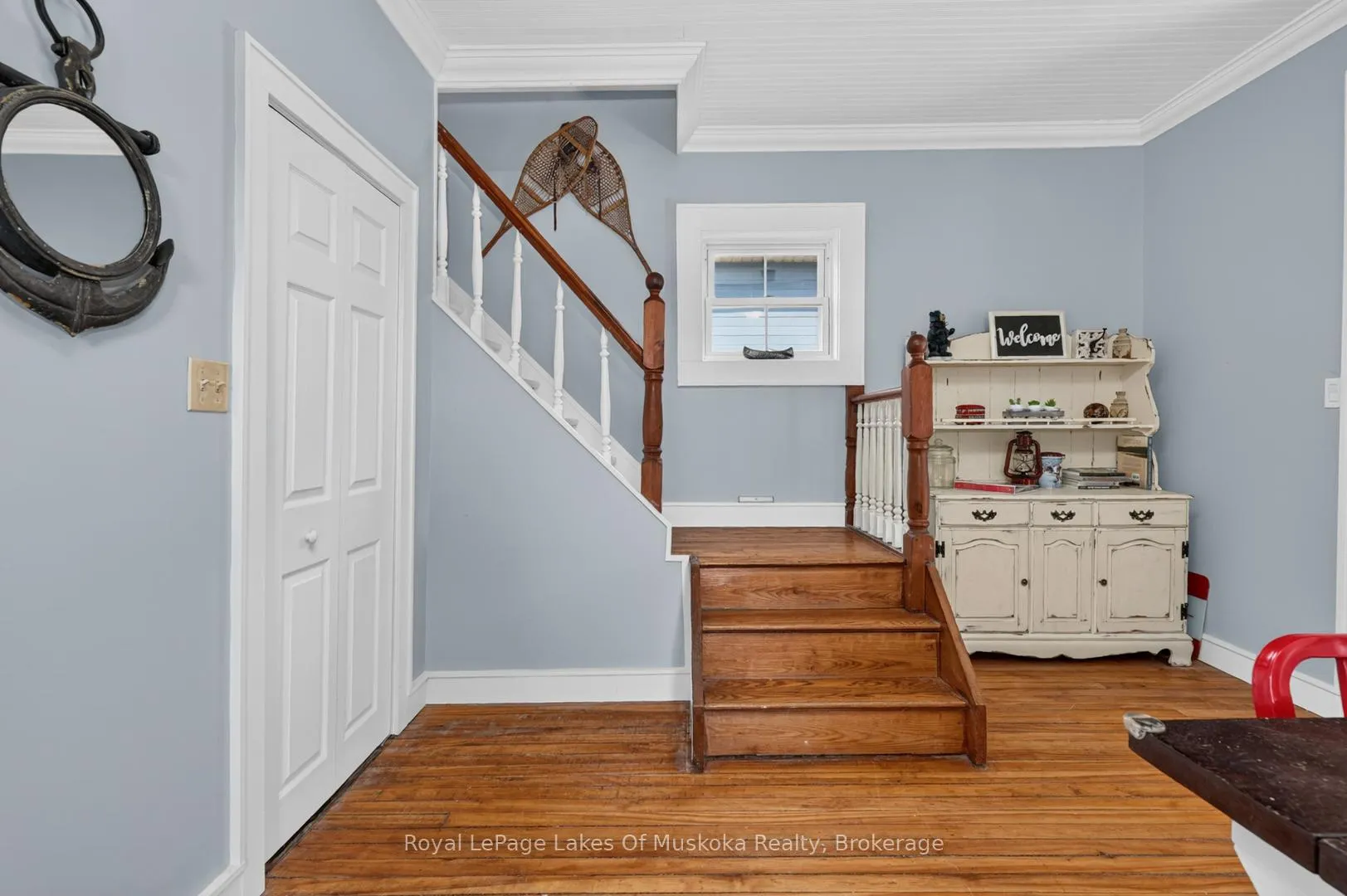 Photo 14 of 21 Lakeview Avenue W, Kearney — HOMEH