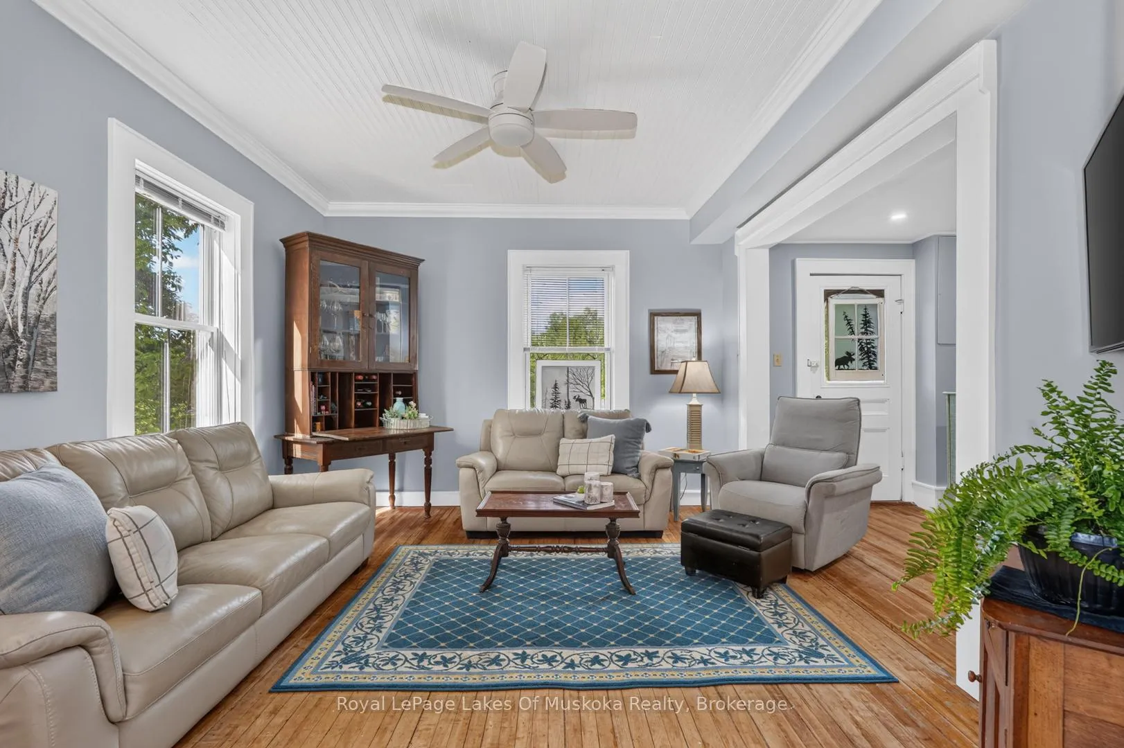 Photo 15 of 21 Lakeview Avenue W, Kearney — HOMEH