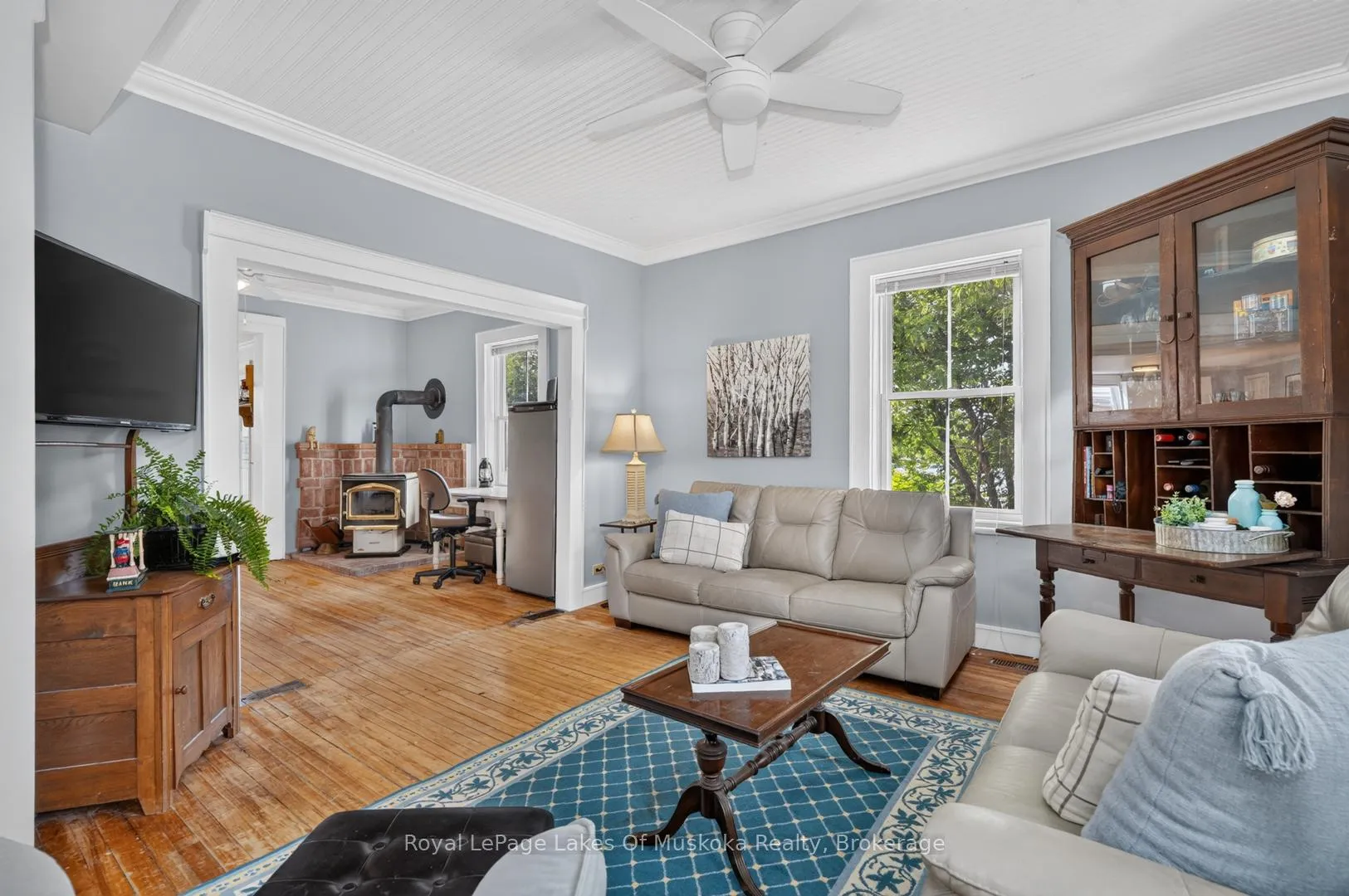 Photo 17 of 21 Lakeview Avenue W, Kearney — HOMEH