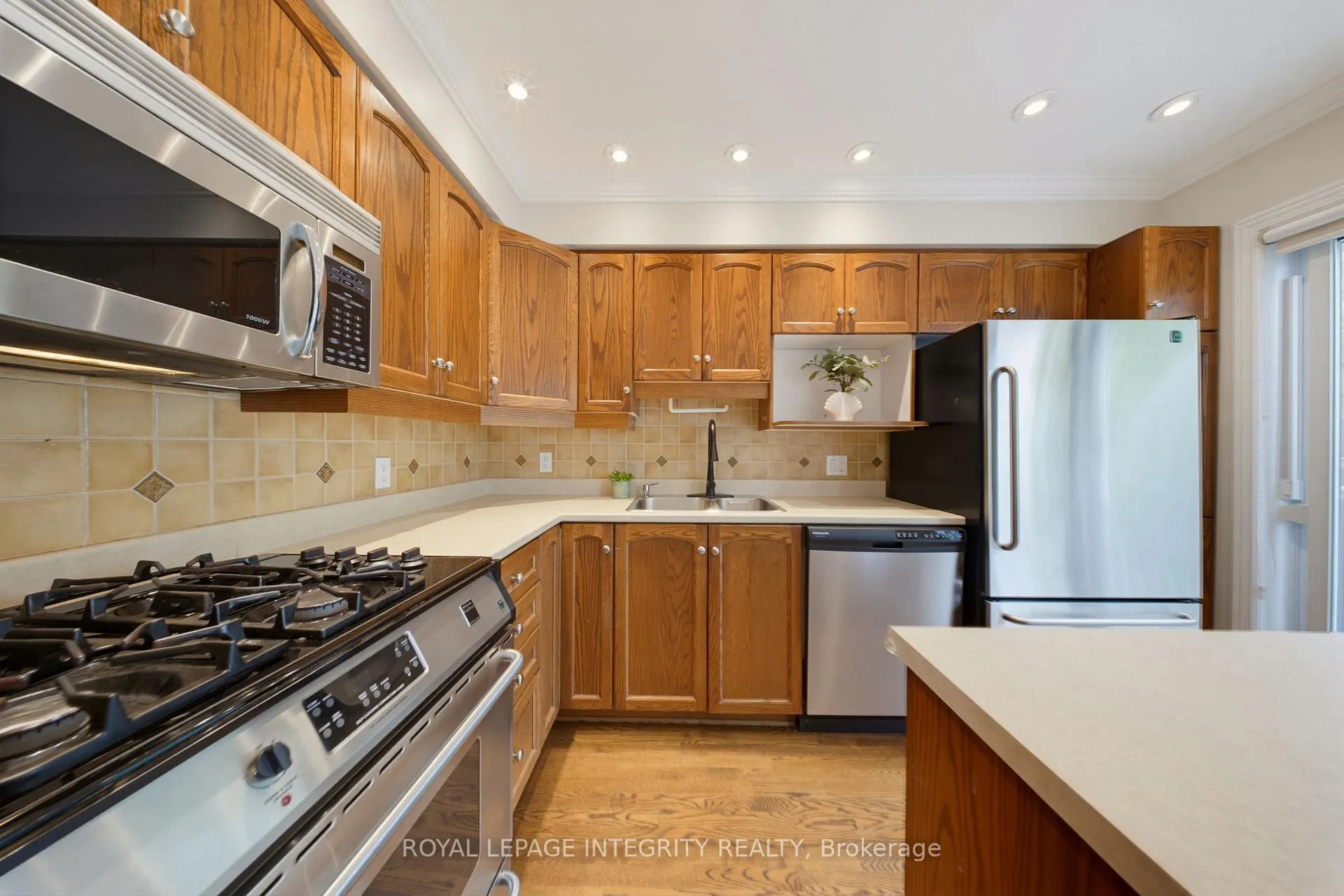 Photo 12 of 2 Panorama Private, Ottawa, Ottawa West — HOMEH