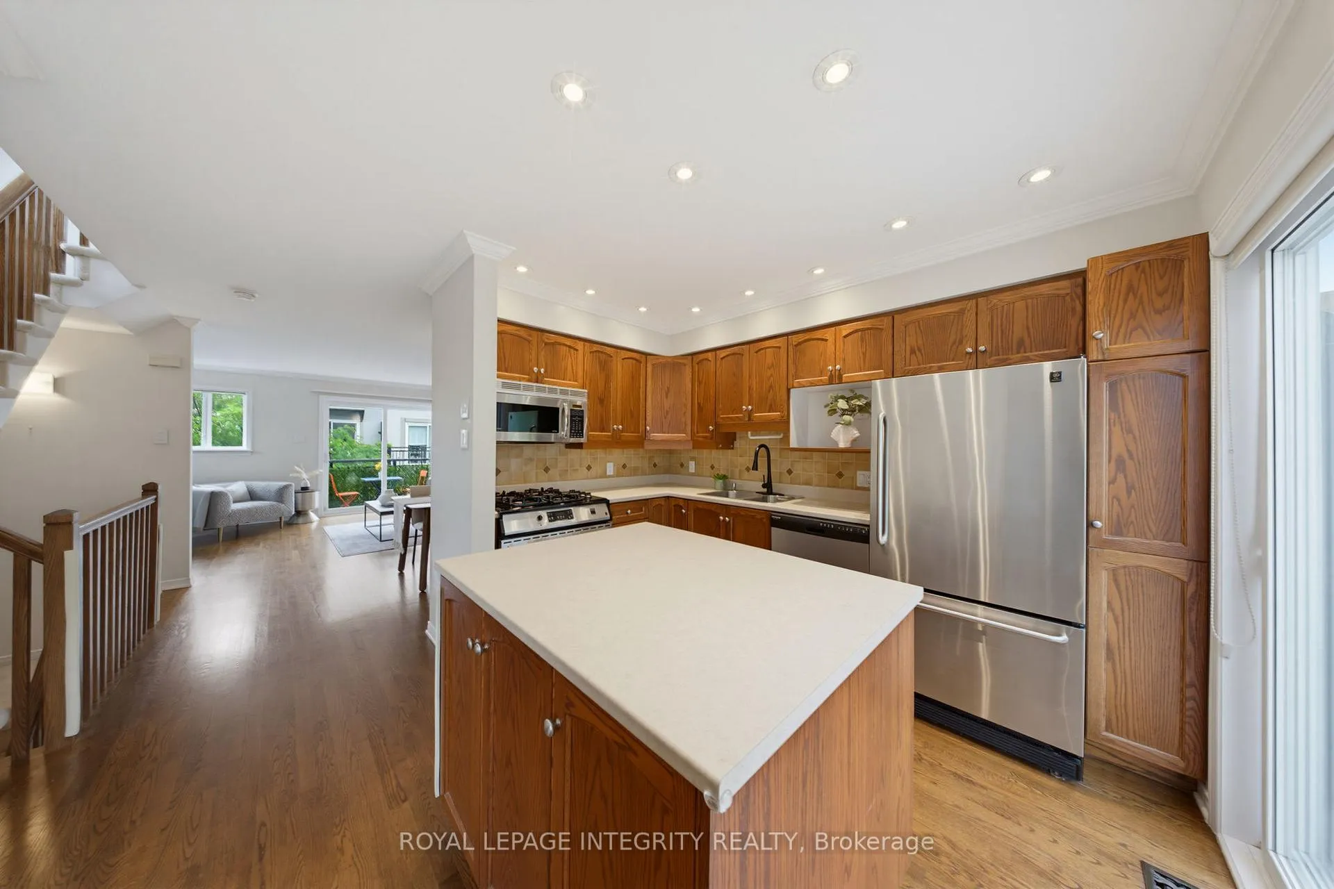 Photo 13 of 2 Panorama Private, Ottawa, Ottawa West — HOMEH