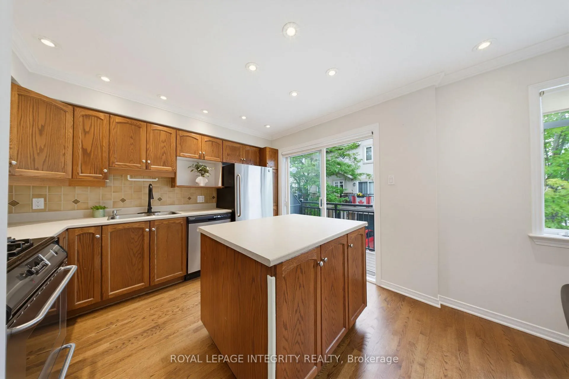 Photo 14 of 2 Panorama Private, Ottawa, Ottawa West — HOMEH