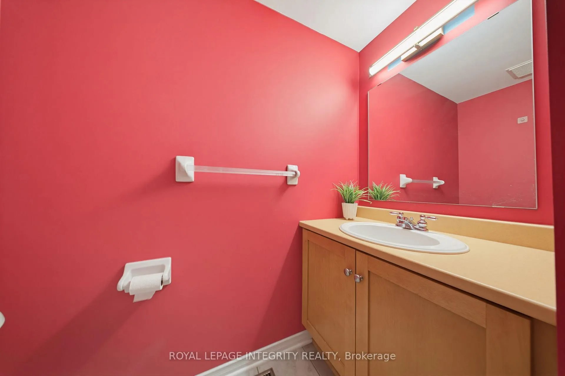 Photo 18 of 2 Panorama Private, Ottawa, Ottawa West — HOMEH